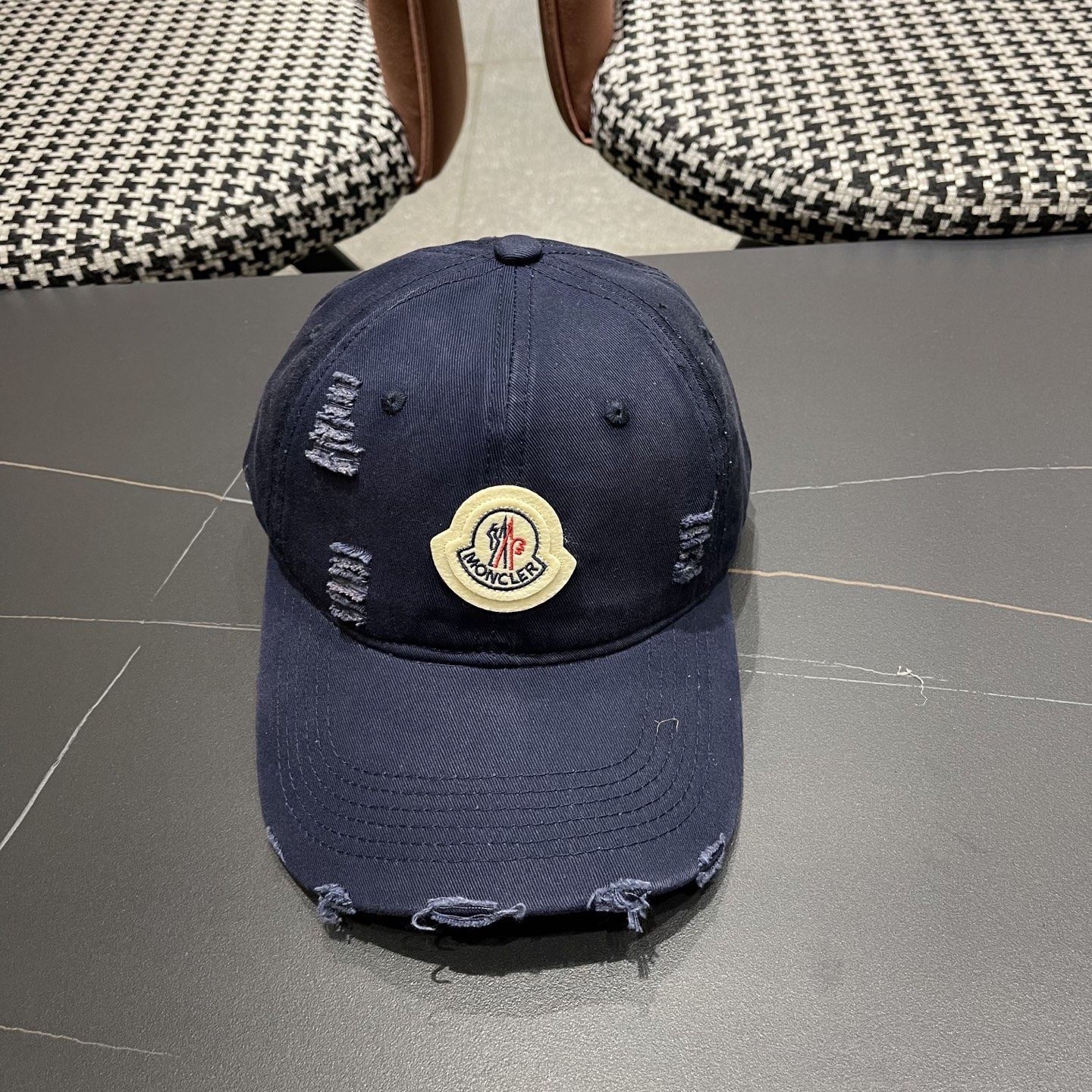  蒙口moncler2025新款棒球帽，四季都通用👍 特调的帽型就是又挺拔 