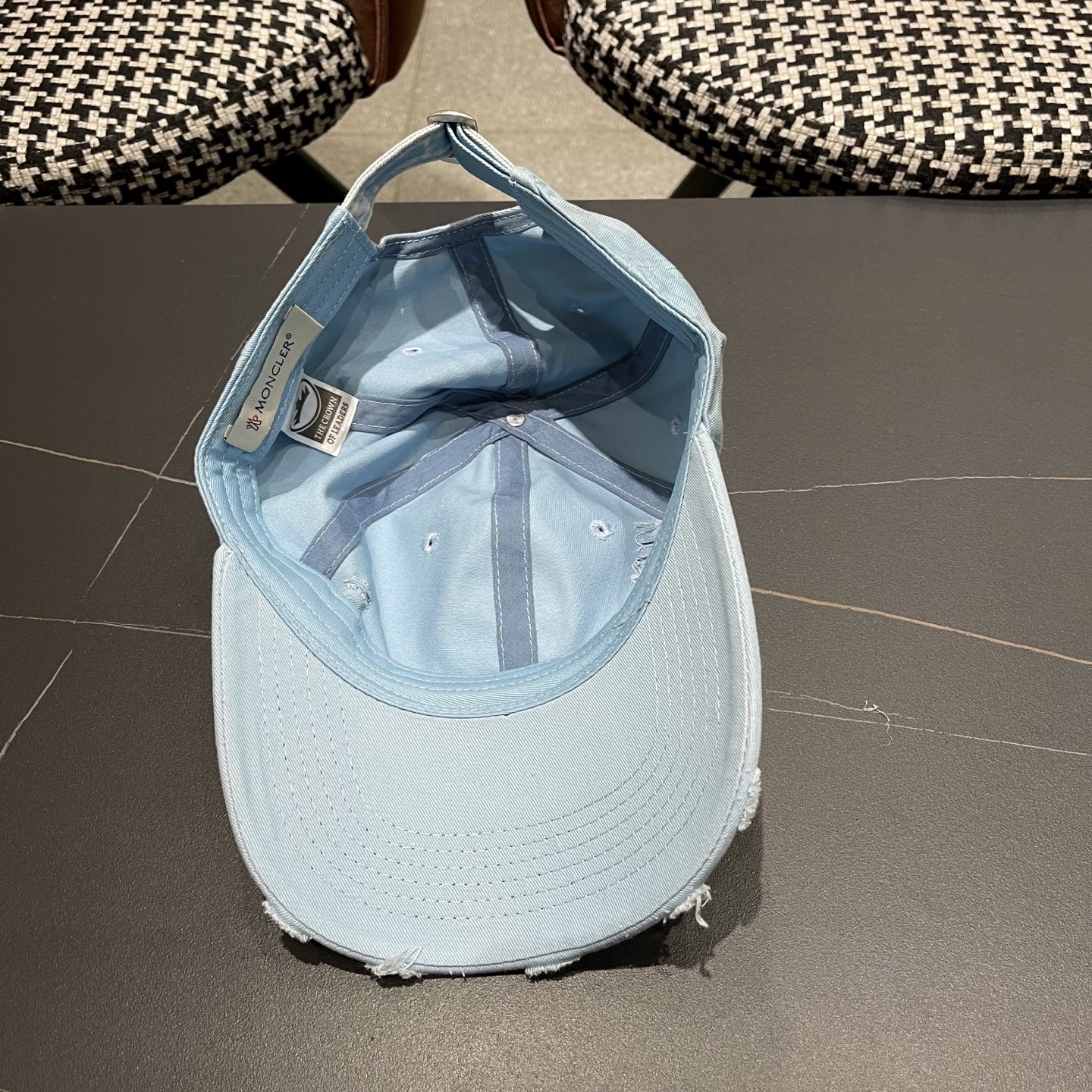  蒙口moncler2025新款棒球帽，四季都通用👍 特调的帽型就是又挺拔 