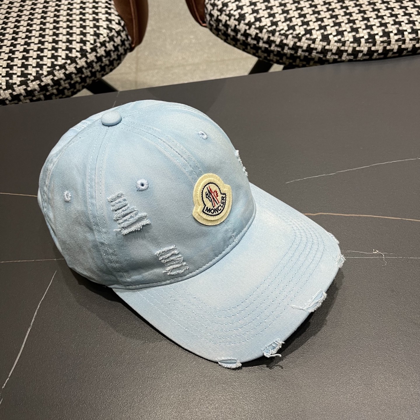  蒙口moncler2025新款棒球帽，四季都通用👍 特调的帽型就是又挺拔 