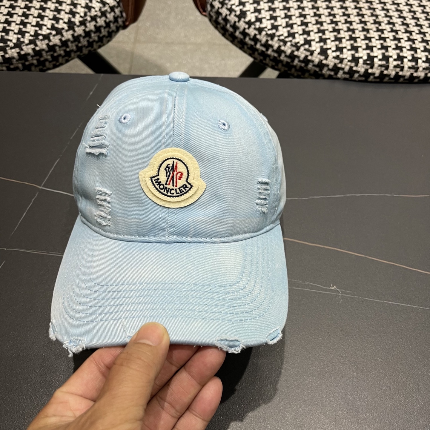  蒙口moncler2025新款棒球帽，四季都通用👍 特调的帽型就是又挺拔 