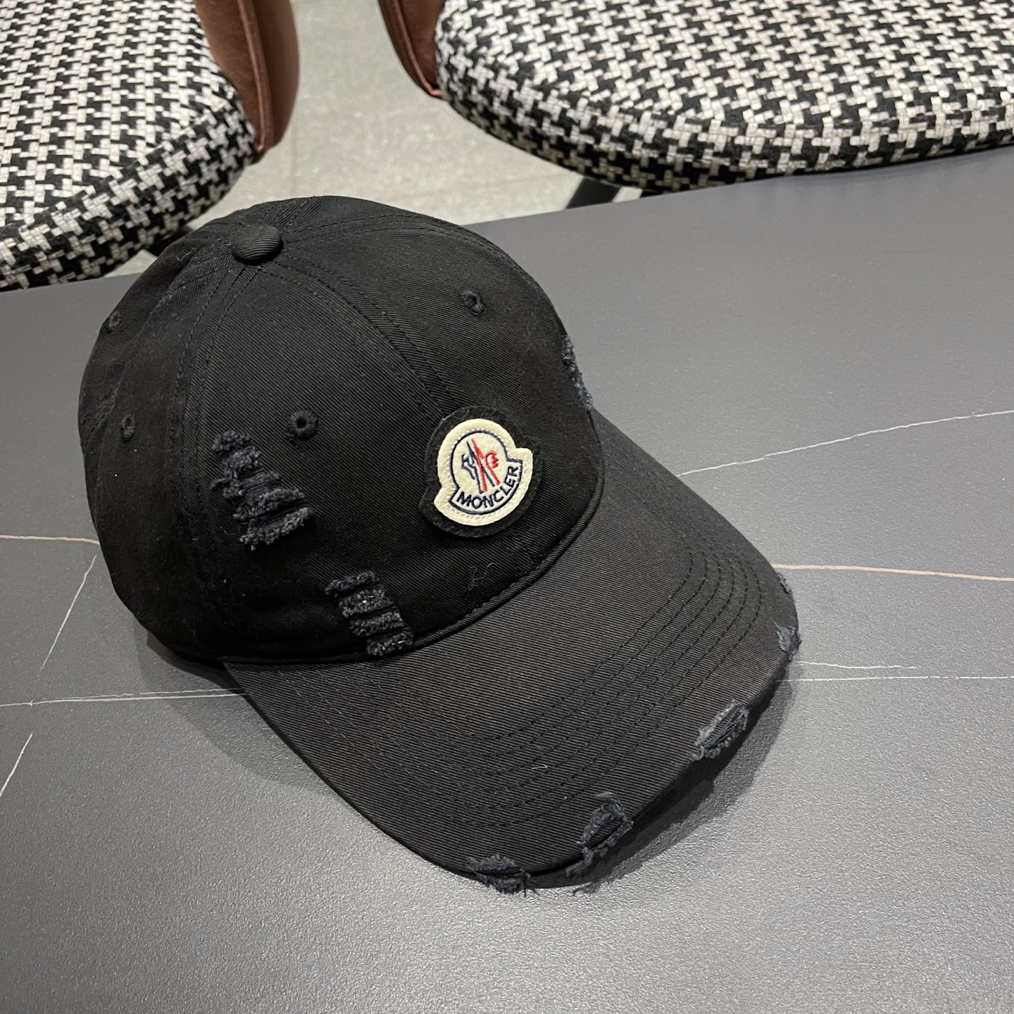  蒙口moncler2025新款棒球帽，四季都通用👍 特调的帽型就是又挺拔 