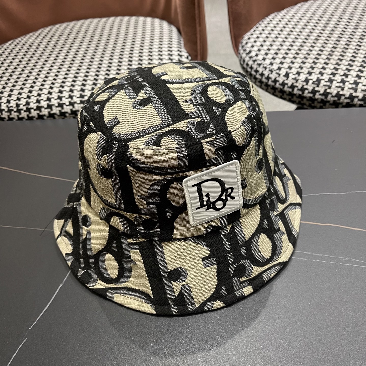 原单品质【迪奥DIOR】官网同步上线 韩版新款英式运动款重工定制款1:1原单品质 男女通用渔夫帽 原版质