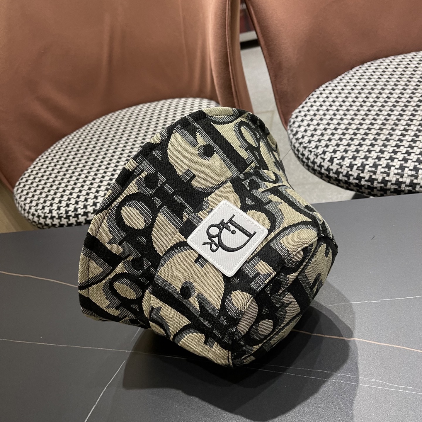 原单品质【迪奥DIOR】官网同步上线 韩版新款英式运动款重工定制款1:1原单品质 男女通用渔夫帽 原版质