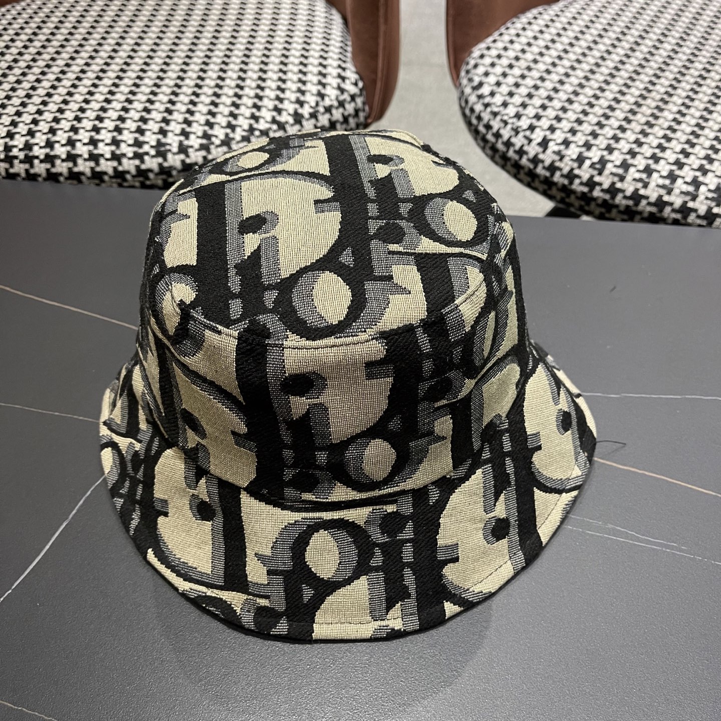 原单品质【迪奥DIOR】官网同步上线 韩版新款英式运动款重工定制款1:1原单品质 男女通用渔夫帽 原版质