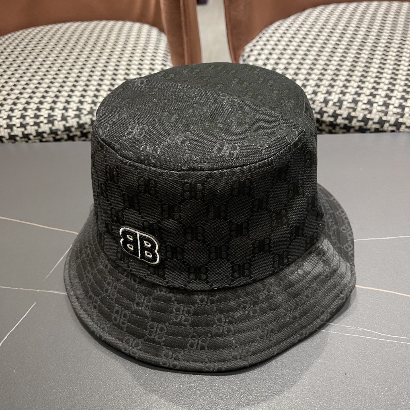 Balenciaga（巴黎世家）新款原单渔夫帽， 专柜1:1开模订制，轻盈透气，简洁大方！男女可用，四季