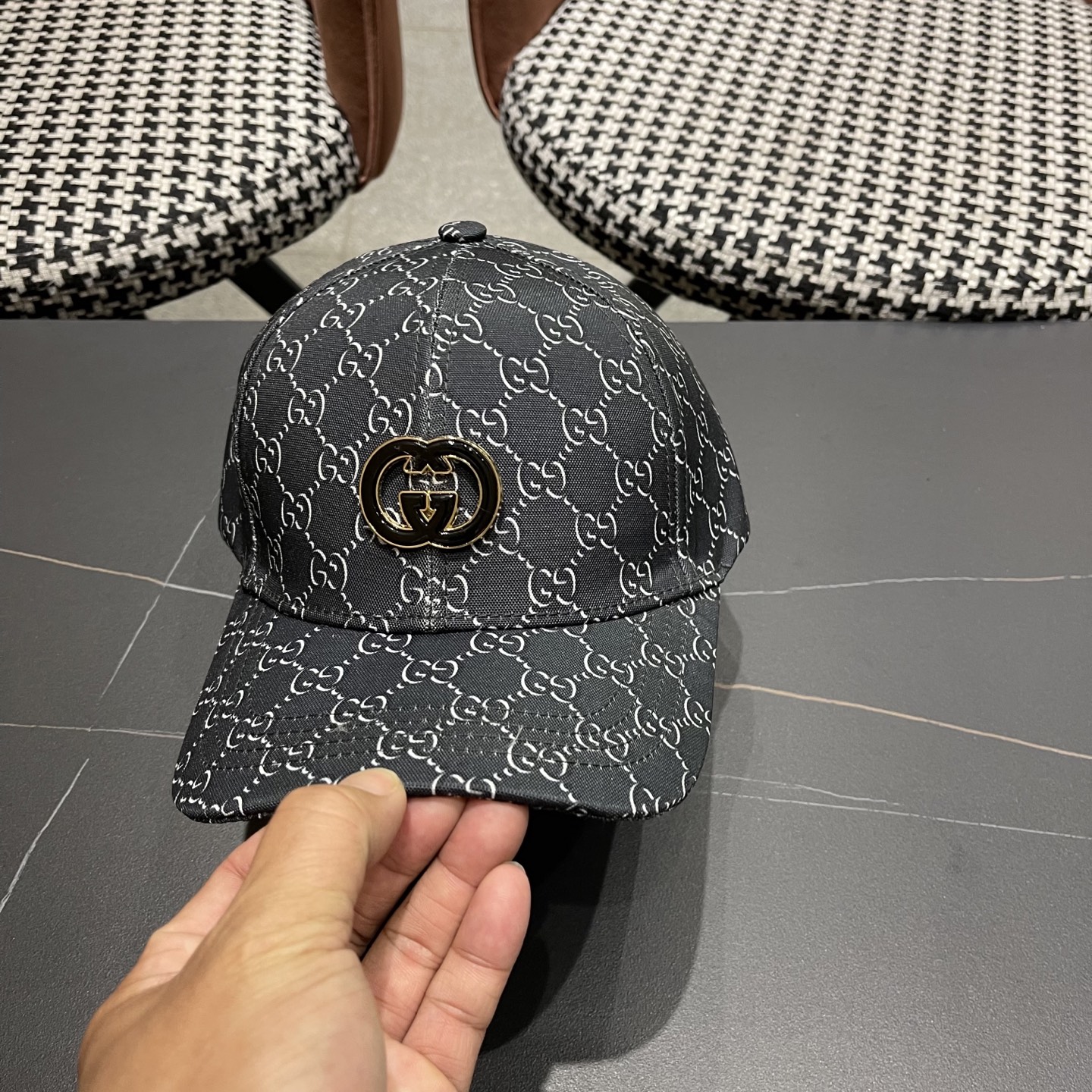 Gucci(古奇)经典原单棒球帽， 1:1开模订制，原版帆布料代购热门，男女可用百搭款，质量超赞！基础头