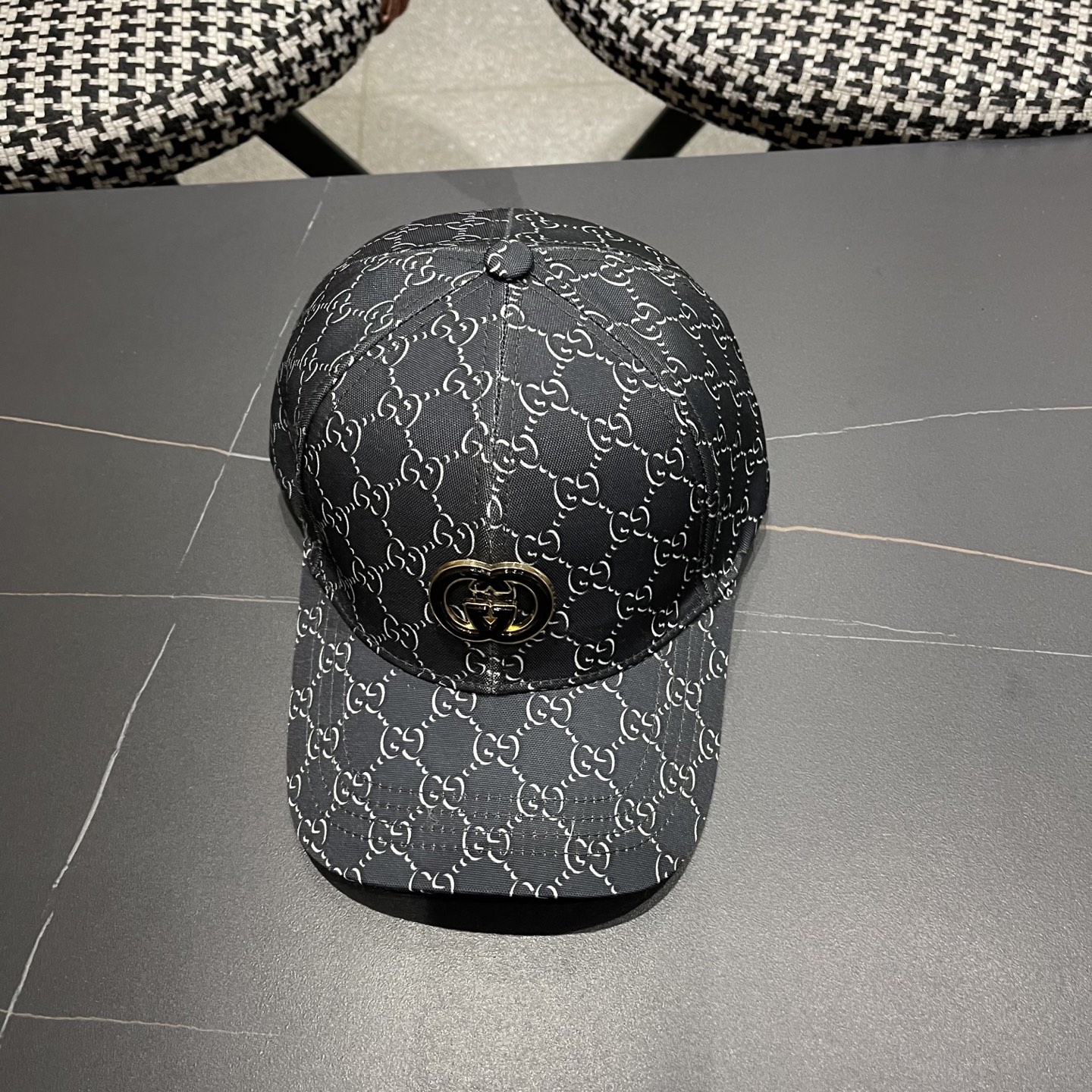 Gucci(古奇)经典原单棒球帽， 1:1开模订制，原版帆布料代购热门，男女可用百搭款，质量超赞！基础头