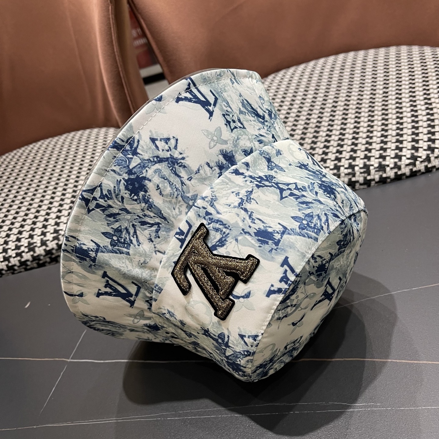 LV路易威登原单渔夫帽 轻盈透气。完美版型，独家实物拍摄，男女适用