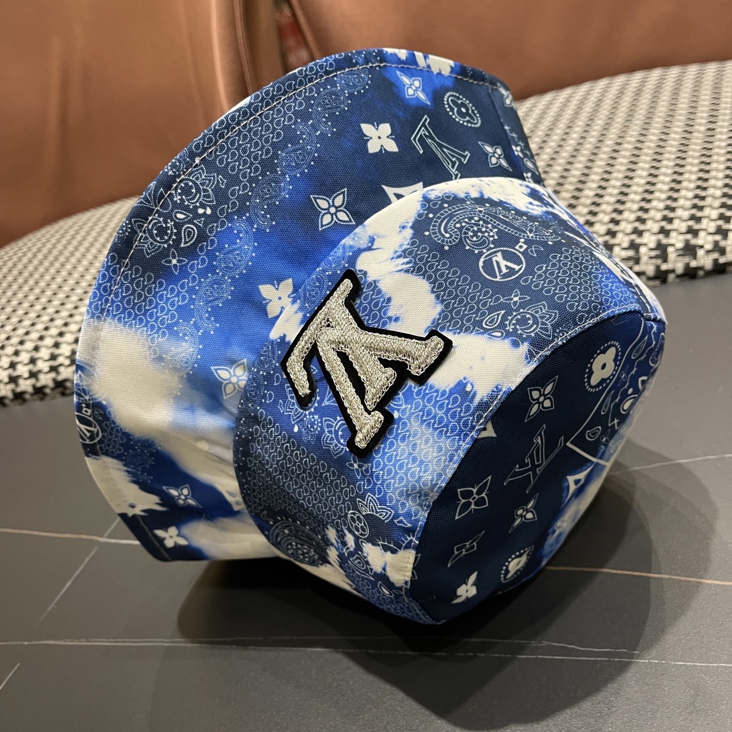 LV路易威登原单渔夫帽 轻盈透气。完美版型，独家实物拍摄，男女适用