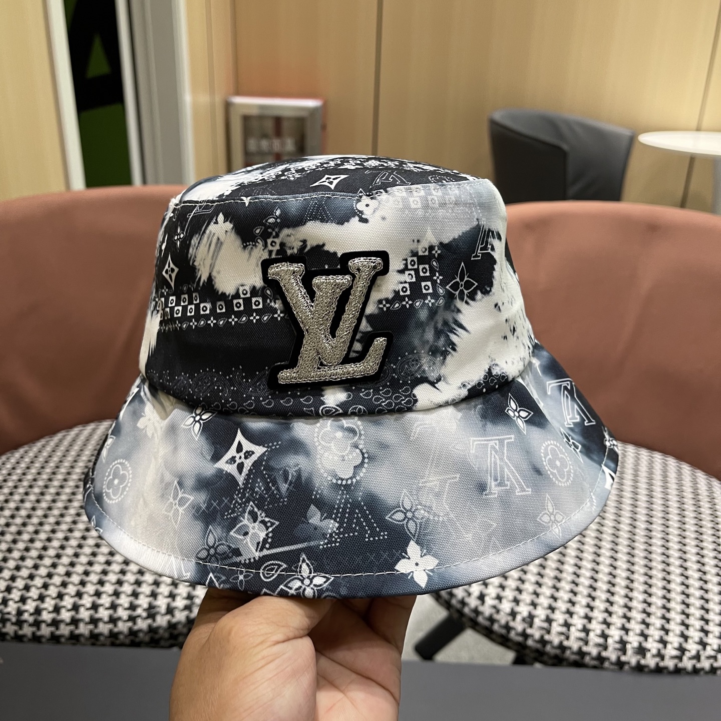 LV路易威登原单渔夫帽 轻盈透气。完美版型，独家实物拍摄，男女适用