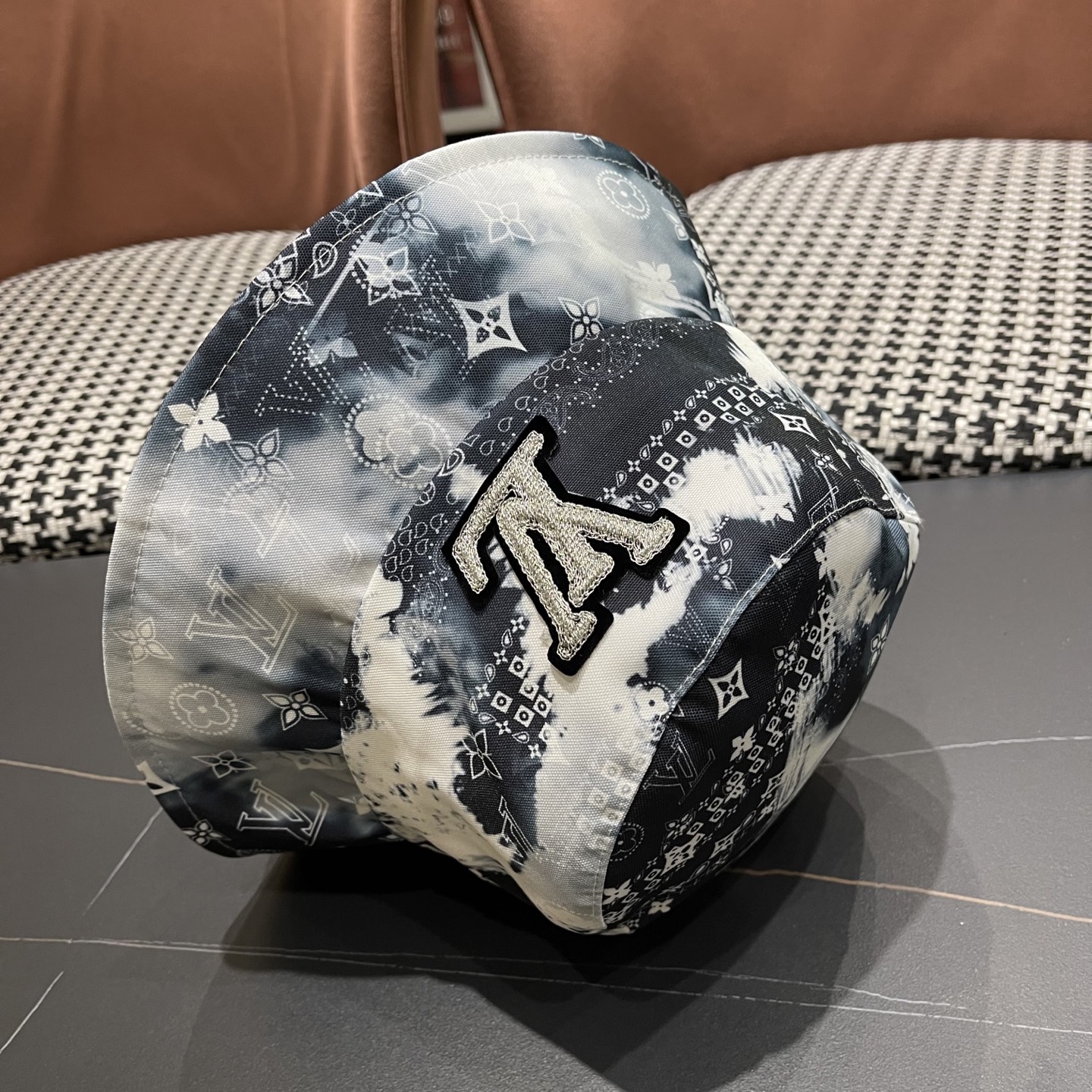 LV路易威登原单渔夫帽 轻盈透气。完美版型，独家实物拍摄，男女适用