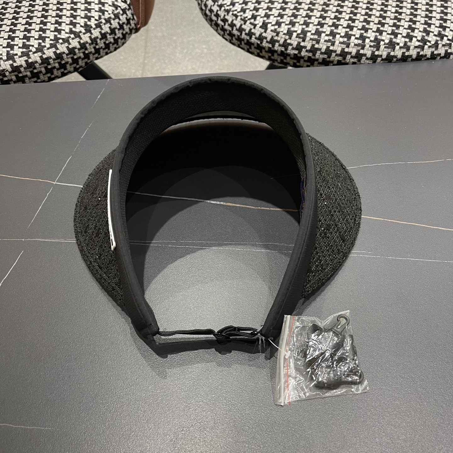   【LV路易威登】2025夏季新款男女款遮阳帽空顶帽，大牌出货，超方便！好搭！出街必备