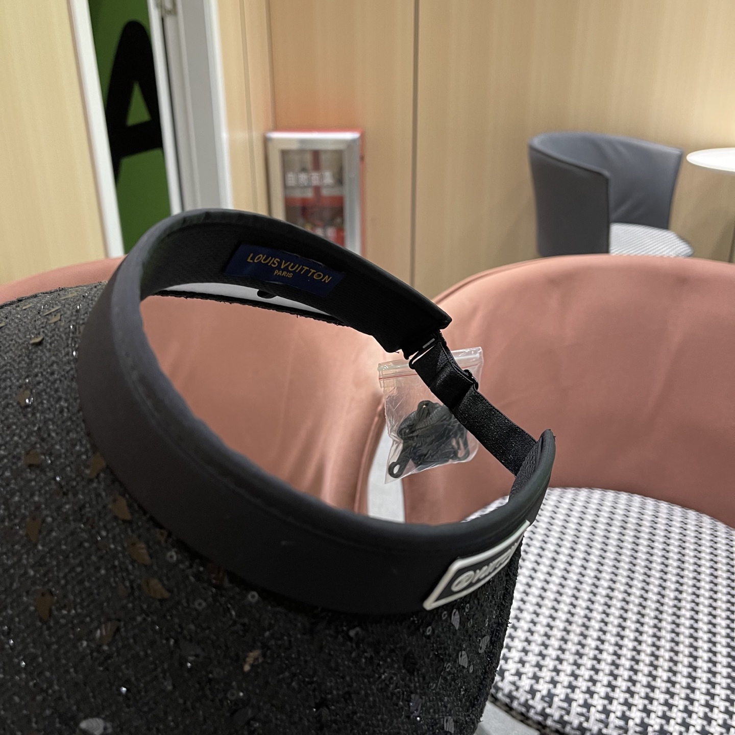   【LV路易威登】2025夏季新款男女款遮阳帽空顶帽，大牌出货，超方便！好搭！出街必备