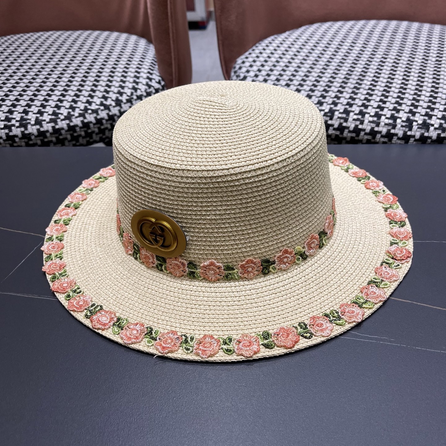 [Gucci Hats]Gucci Gucci summer flat-top straw hat with large eaves, children