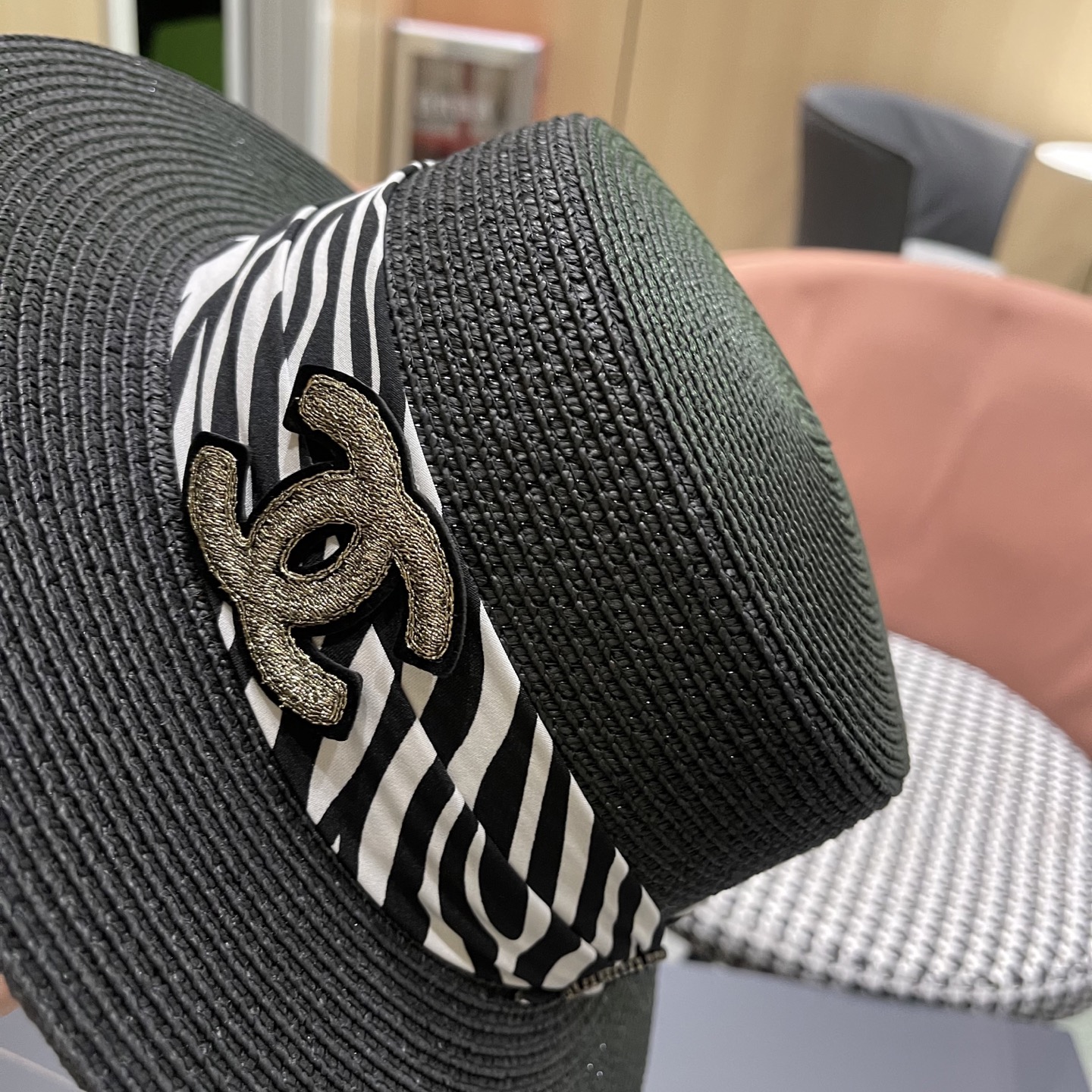  香奈儿Chanel平顶礼帽女士夏季法式时尚 2025新款草编太阳帽
子海边防晒遮阳草帽