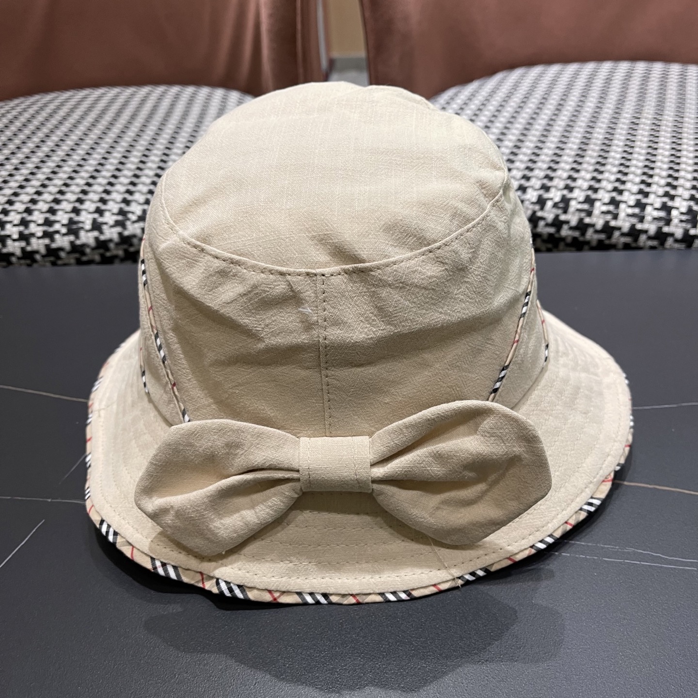  BURBERRY巴宝莉 新渔夫帽女夏遮阳帽春季防晒蝴蝶结防紫外线