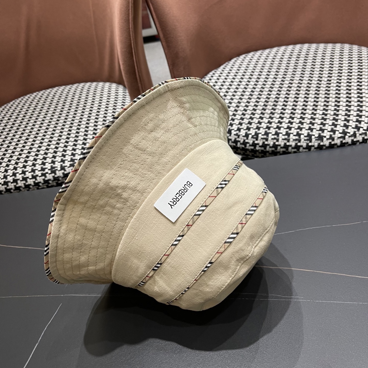  BURBERRY巴宝莉 新渔夫帽女夏遮阳帽春季防晒蝴蝶结防紫外线