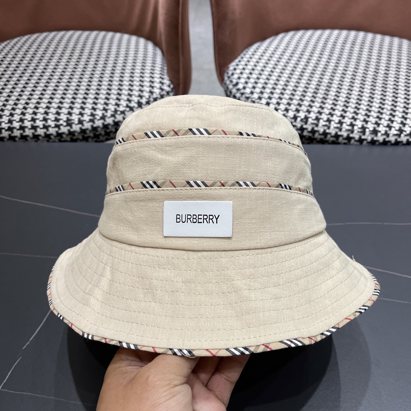  BURBERRY巴宝莉 新渔夫帽女夏遮阳帽春季防晒蝴蝶结防紫外线