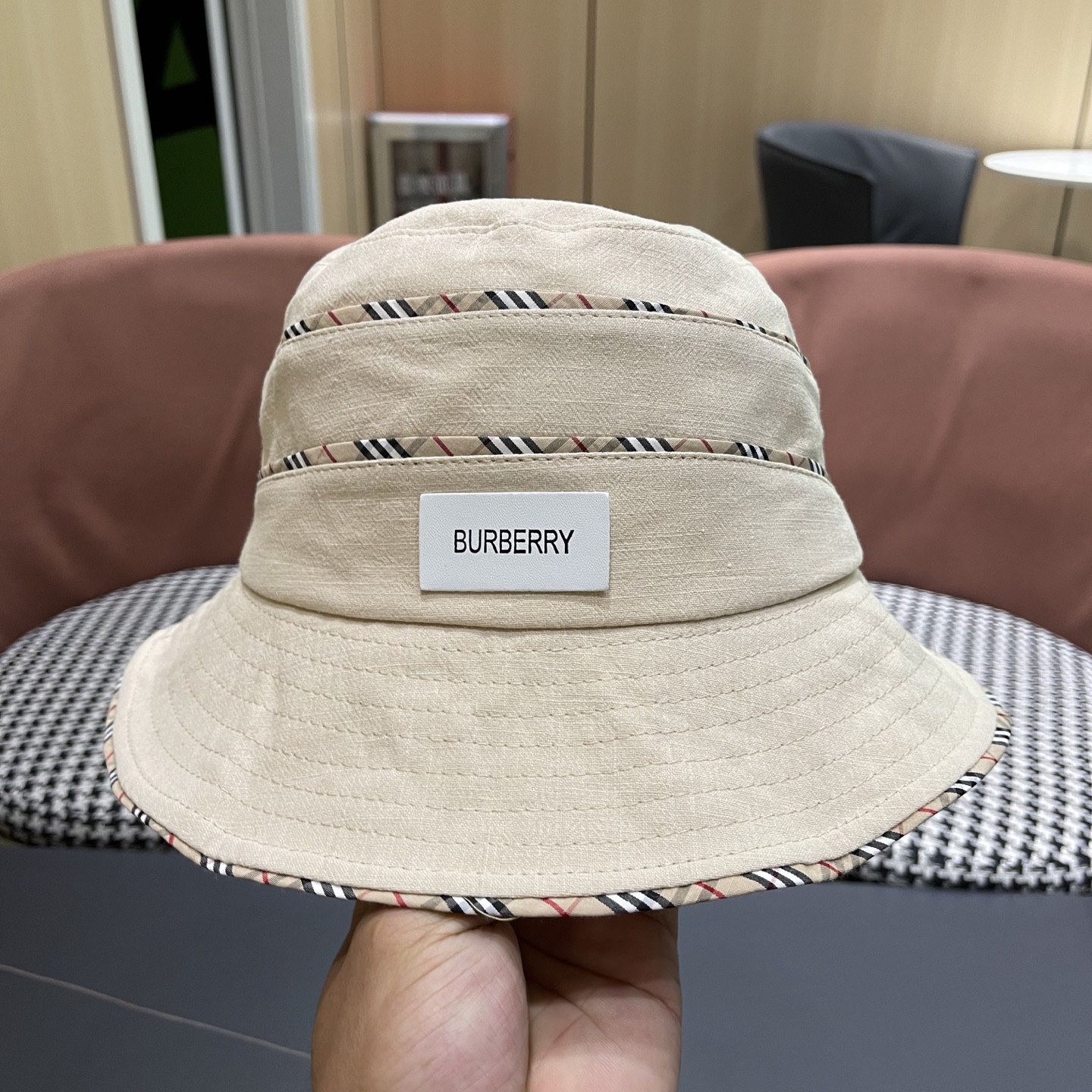  BURBERRY巴宝莉 新渔夫帽女夏遮阳帽春季防晒蝴蝶结防紫外线