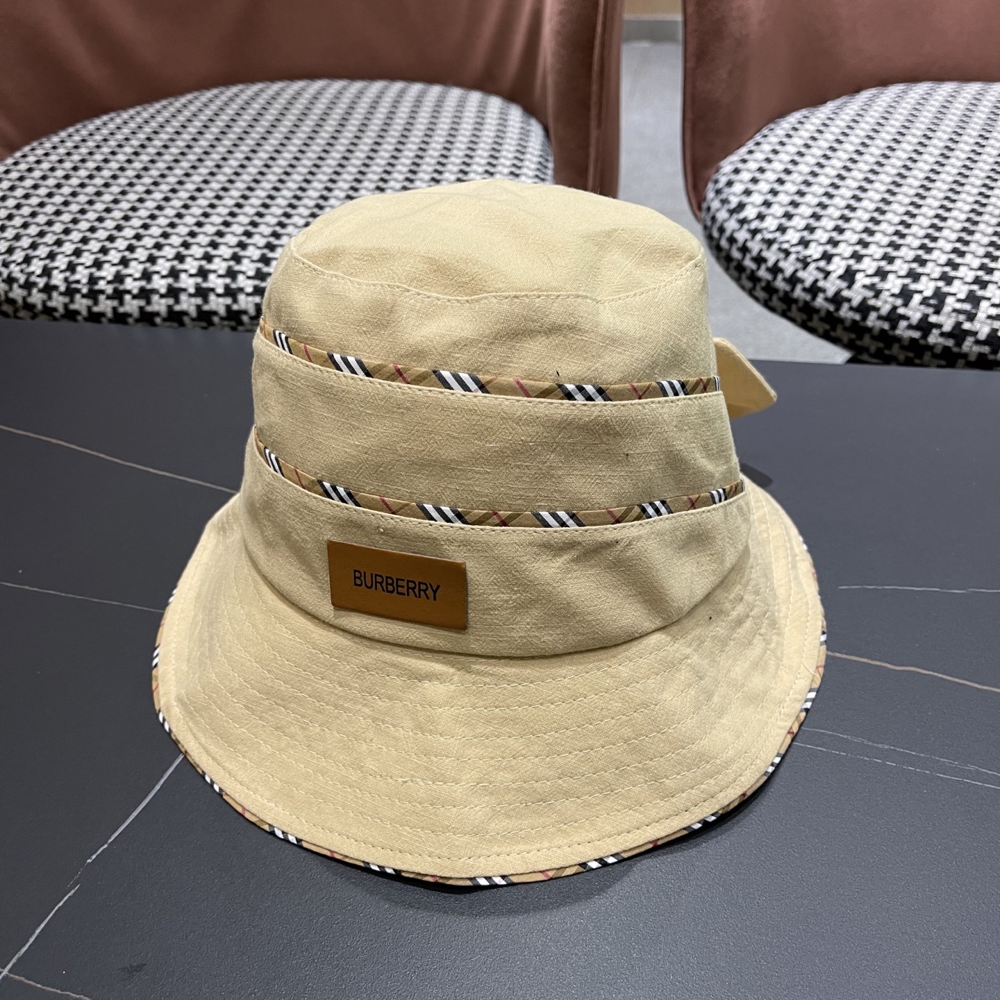  BURBERRY巴宝莉 新渔夫帽女夏遮阳帽春季防晒蝴蝶结防紫外线