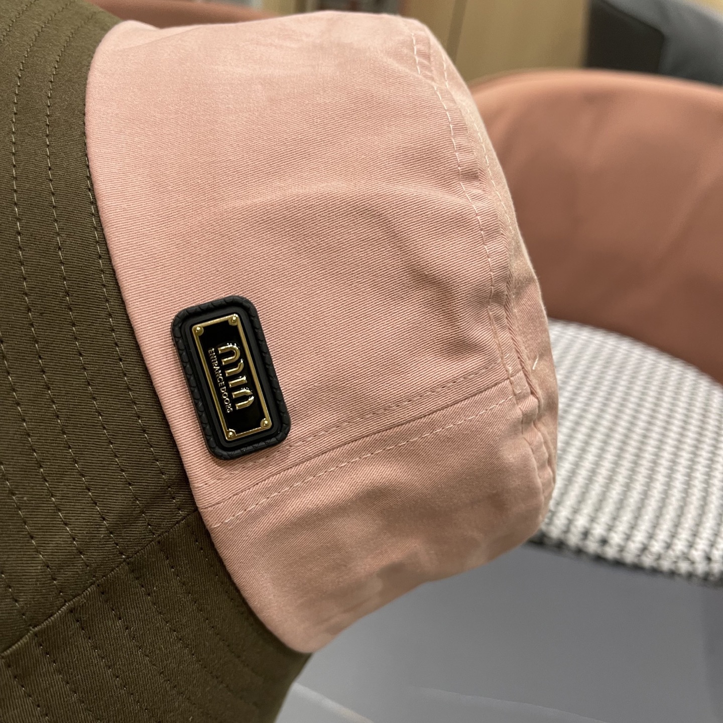 谬谬miumiu 官网同步上线 韩版新款英式运动款重工定制款1:1原单品质 男女通用渔夫帽 原版质量专柜