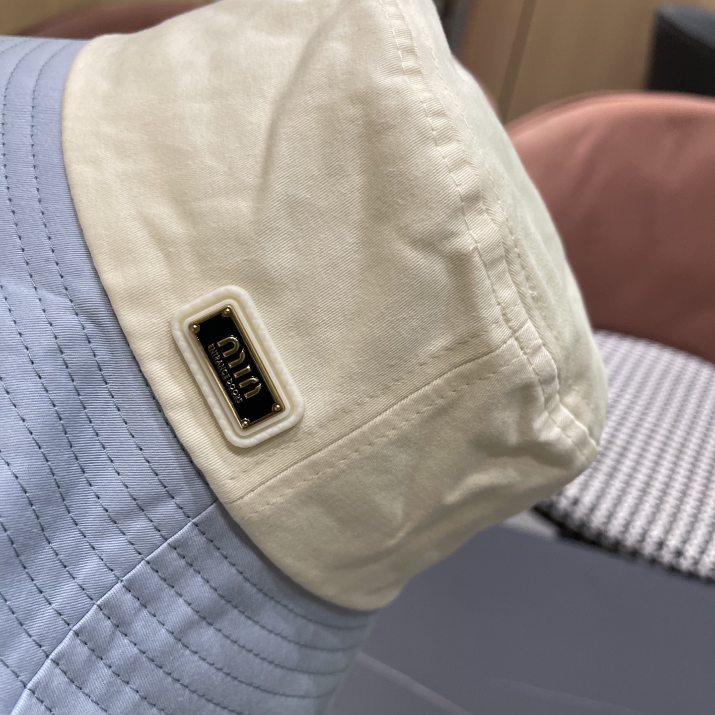 谬谬miumiu 官网同步上线 韩版新款英式运动款重工定制款1:1原单品质 男女通用渔夫帽 原版质量专柜