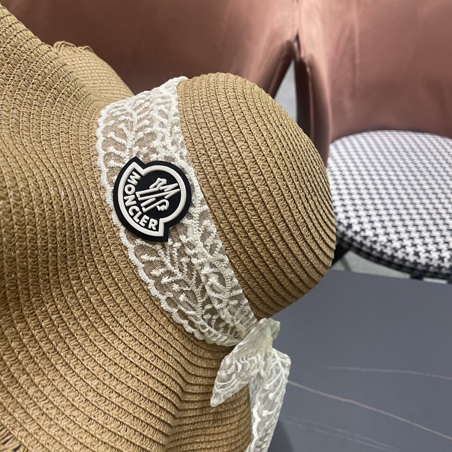  蒙口Moncler🆕高级感~法式波浪边蕾丝蝴蝶结草帽女夏大帽
檐沙滩海边遮阳太阳帽