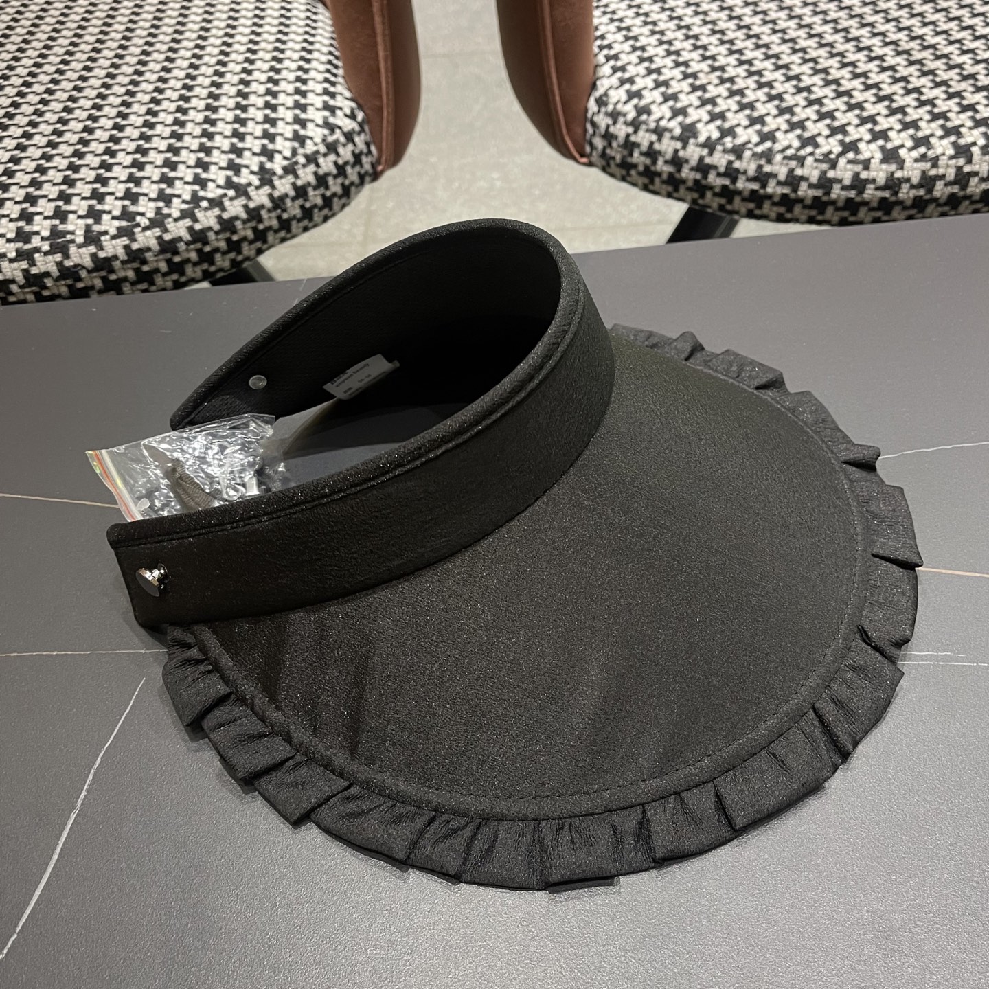  迪奥Dior防晒帽女2025新款夏季户外冰丝大檐透气发箍式防紫外线遮阳空顶帽