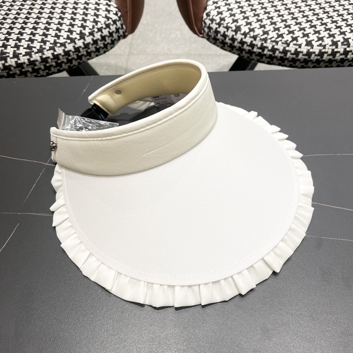  迪奥Dior防晒帽女2025新款夏季户外冰丝大檐透气发箍式防紫外线遮阳空顶帽