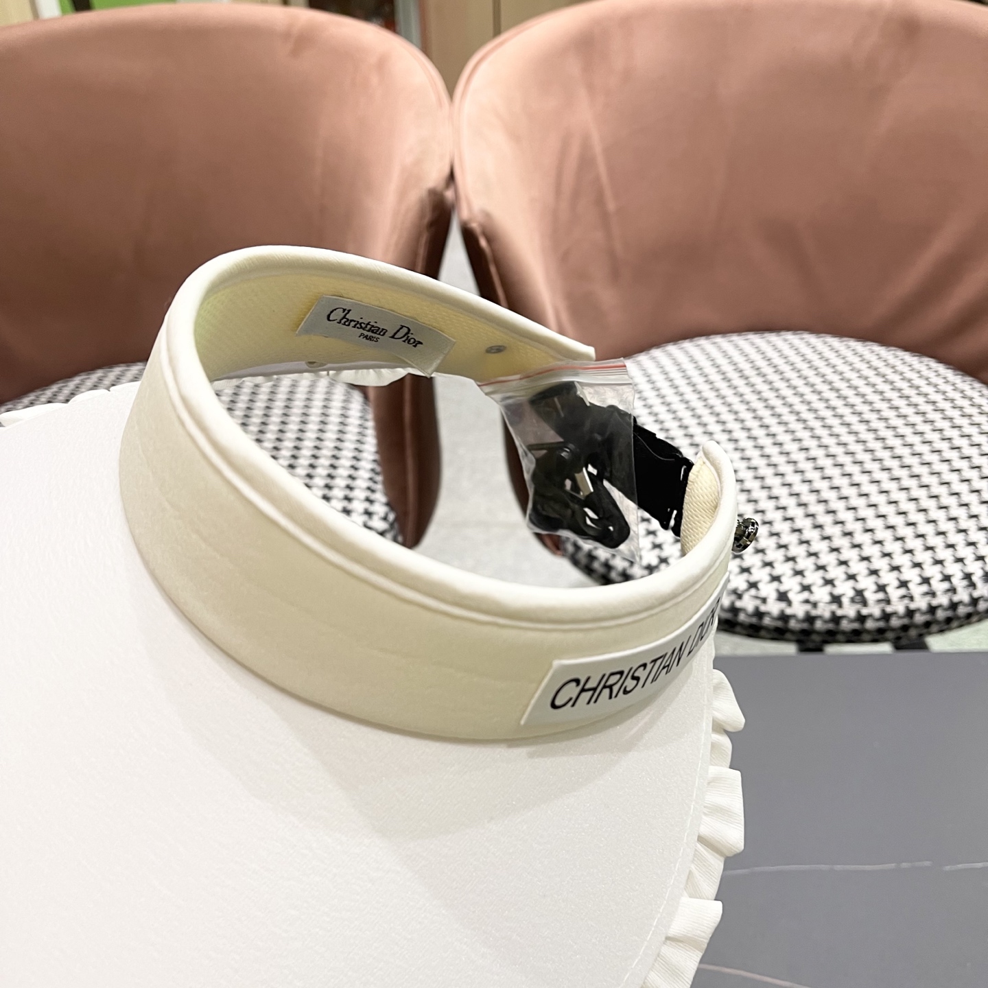  迪奥Dior防晒帽女2025新款夏季户外冰丝大檐透气发箍式防紫外线遮阳空顶帽