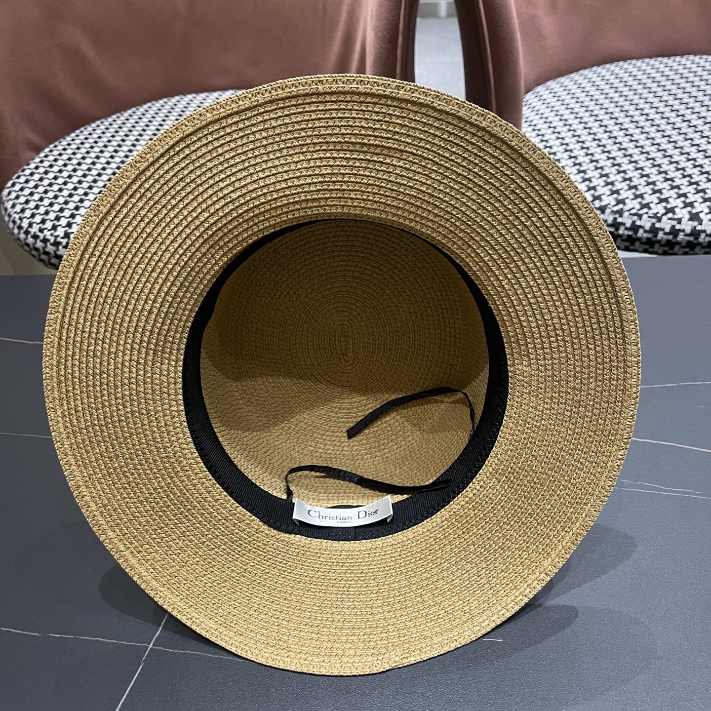  迪奥Dior 法式复古赫本风平顶礼帽春夏天出游草帽珍珠宽
檐防晒遮阳帽子女