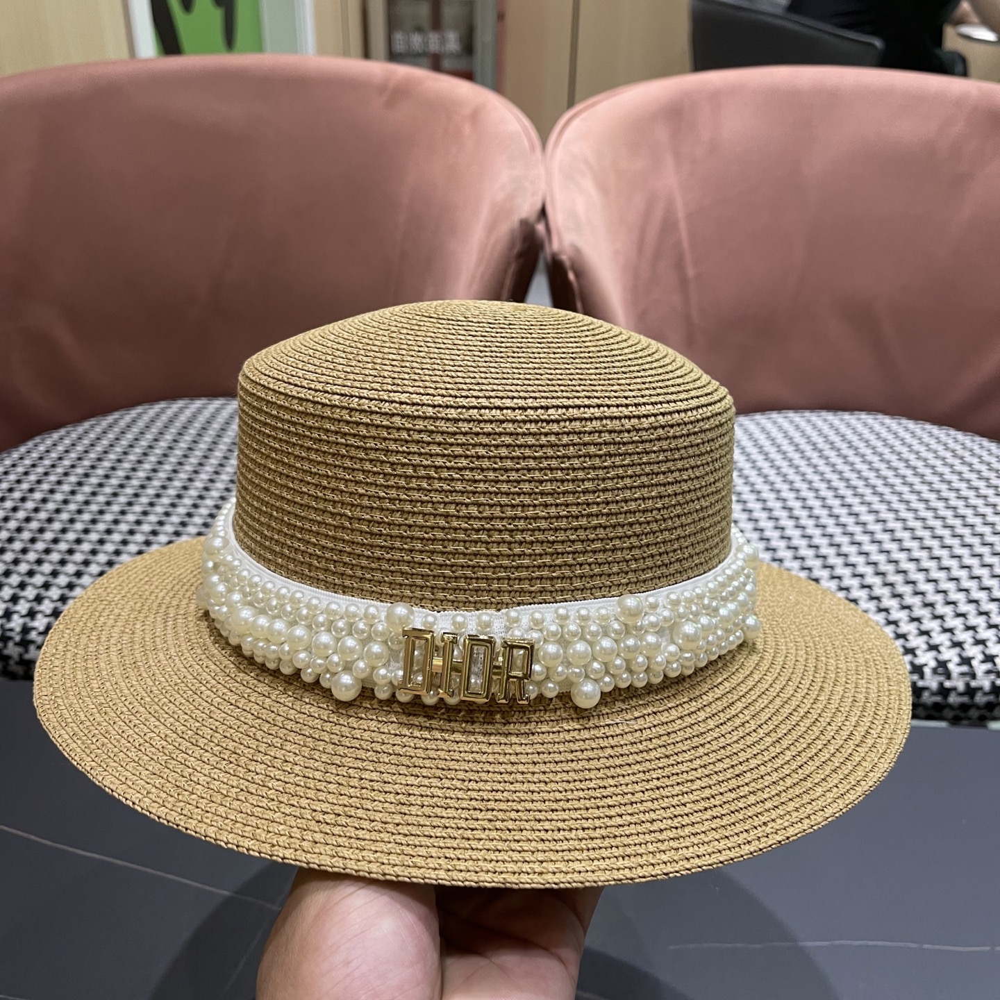  迪奥Dior 法式复古赫本风平顶礼帽春夏天出游草帽珍珠宽
檐防晒遮阳帽子女