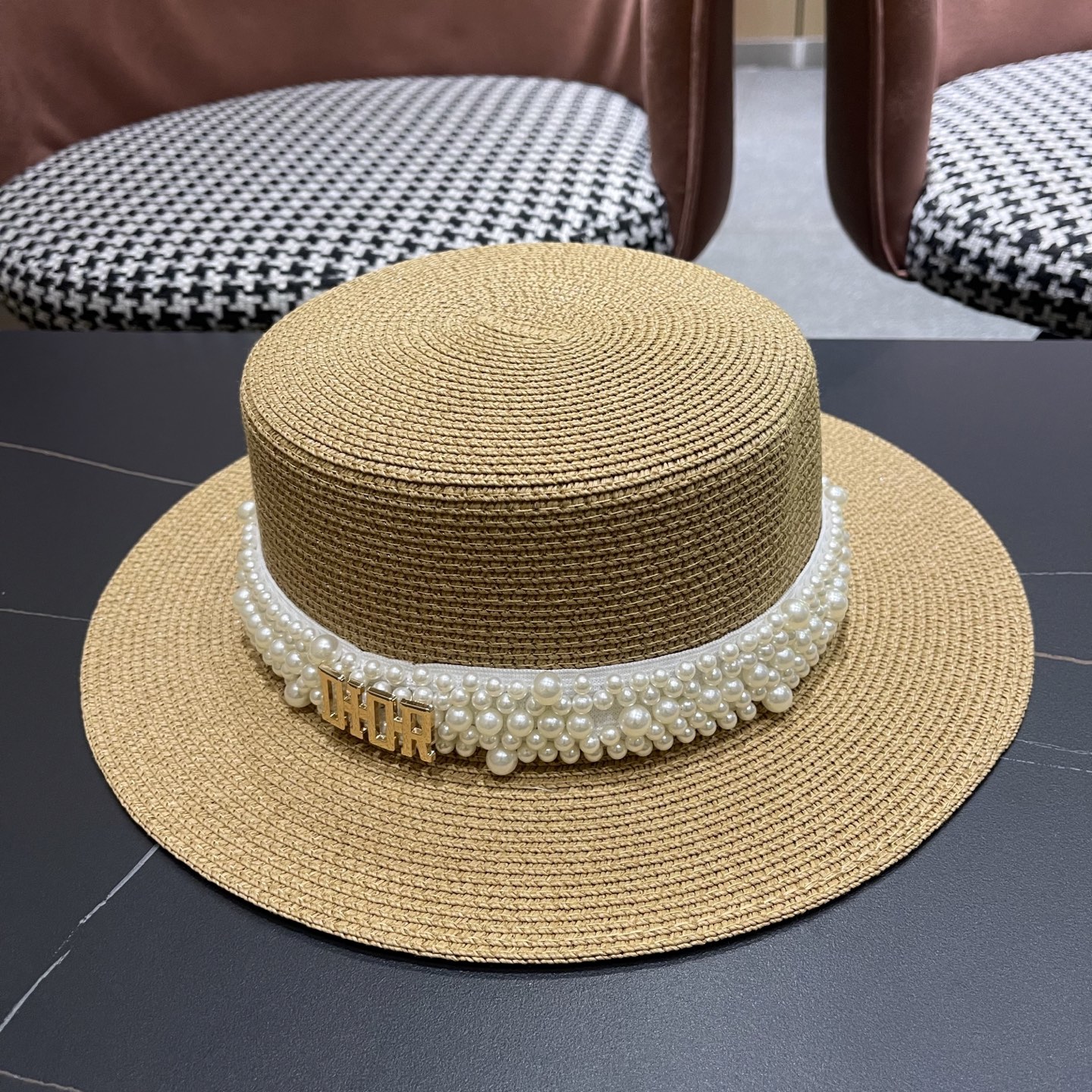  迪奥Dior 法式复古赫本风平顶礼帽春夏天出游草帽珍珠宽
檐防晒遮阳帽子女
