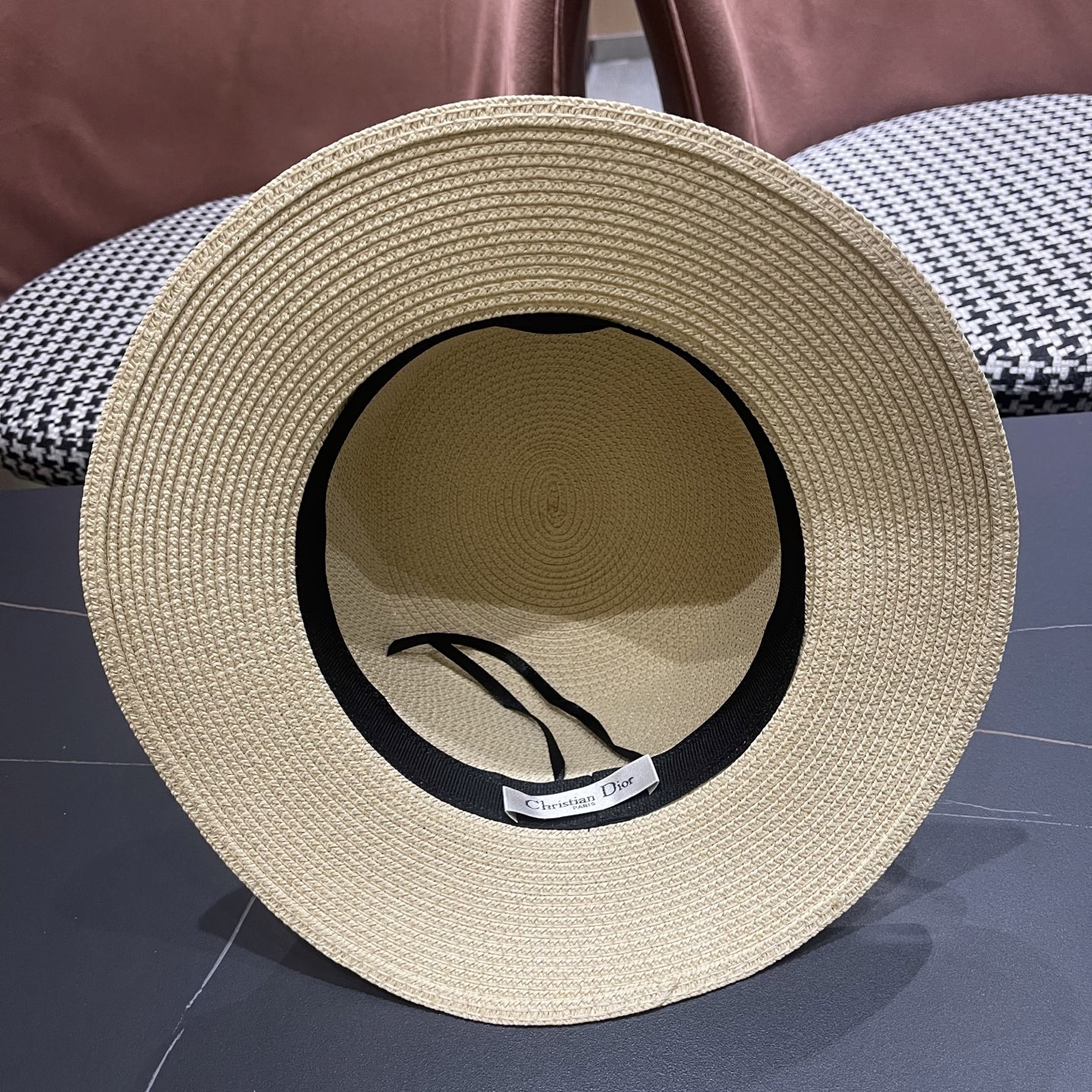 迪奥Dior 法式复古赫本风平顶礼帽春夏天出游草帽珍珠宽
檐防晒遮阳帽子女