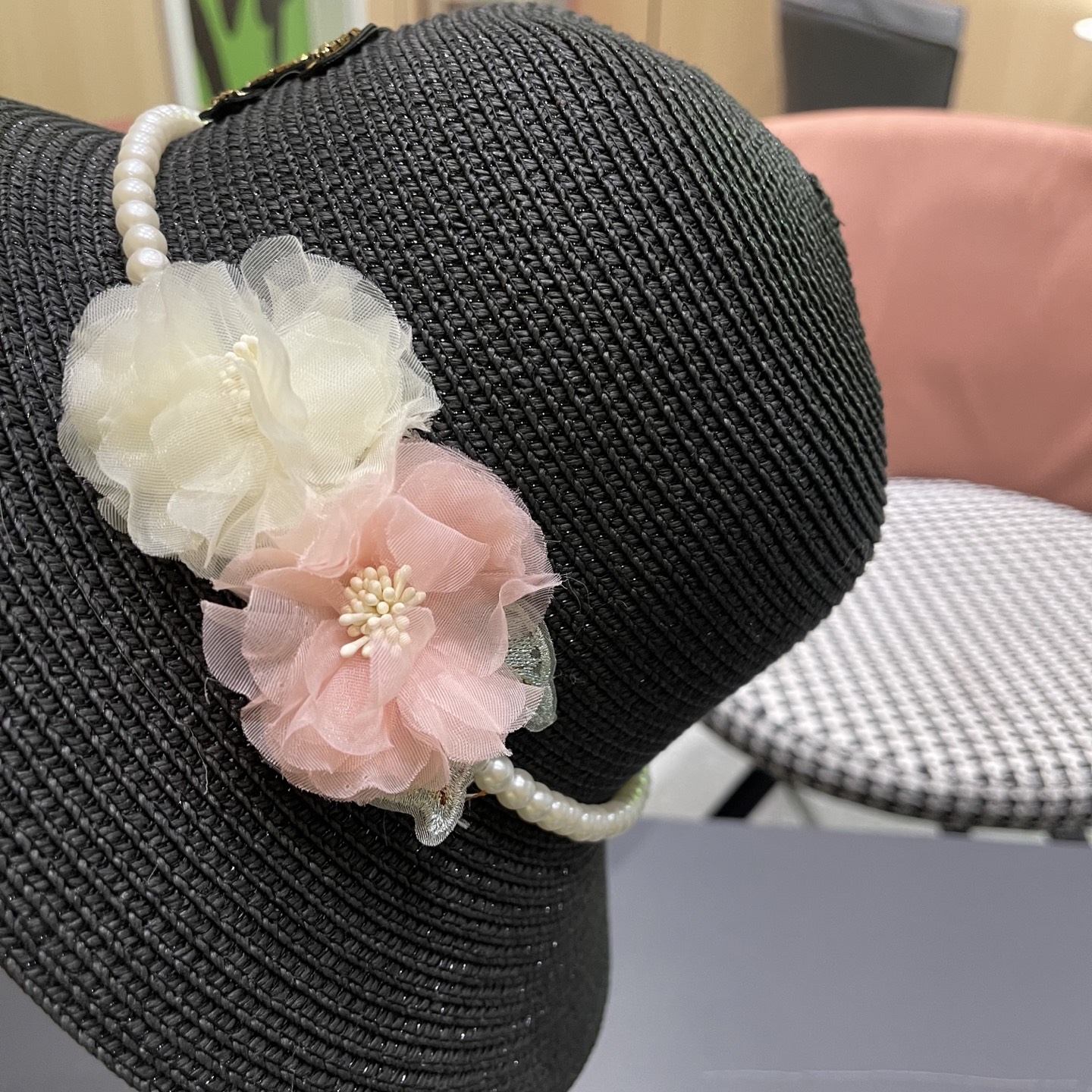  Dior迪奥 珍珠圈草帽女夏季花朵圆顶遮阳帽海边度假沙
滩防晒太阳帽渔夫帽子