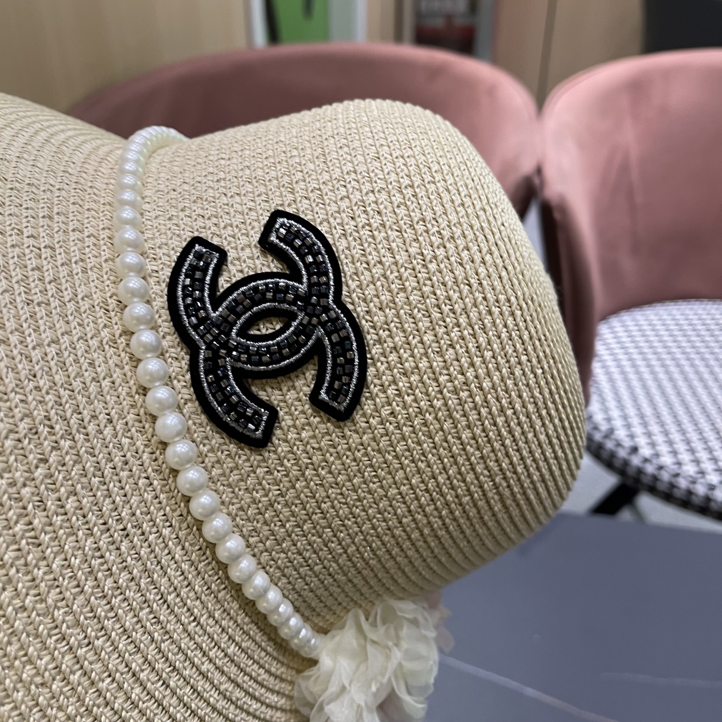  Dior迪奥 珍珠圈草帽女夏季花朵圆顶遮阳帽海边度假沙
滩防晒太阳帽渔夫帽子