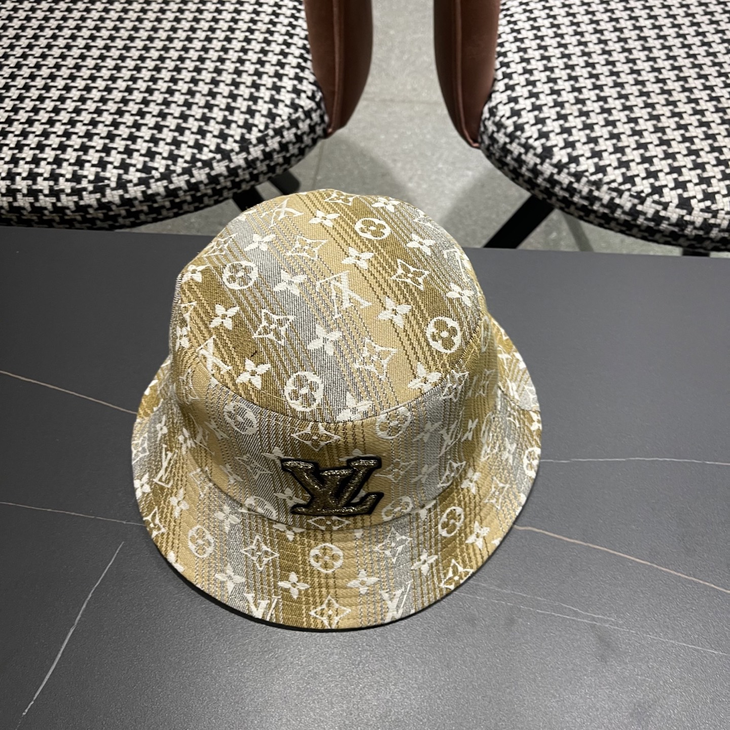 LV路易威登2025 原单刺绣渔夫帽 轻盈透气。完美版型，独家实物拍摄，男女适用