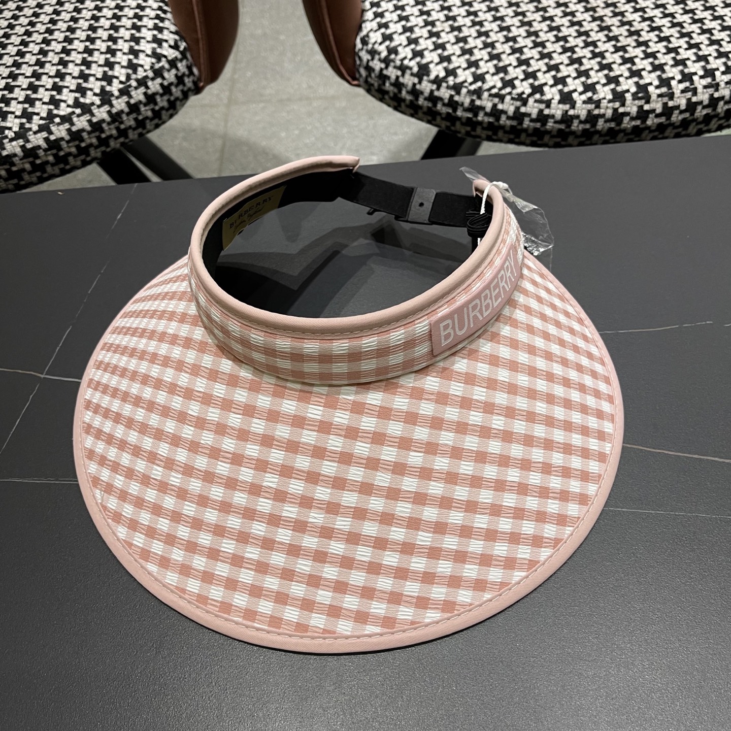  巴宝莉Burberry 大帽檐防晒帽女2025新款千鸟格纹空顶太阳帽夏
季防紫外线遮阳帽子