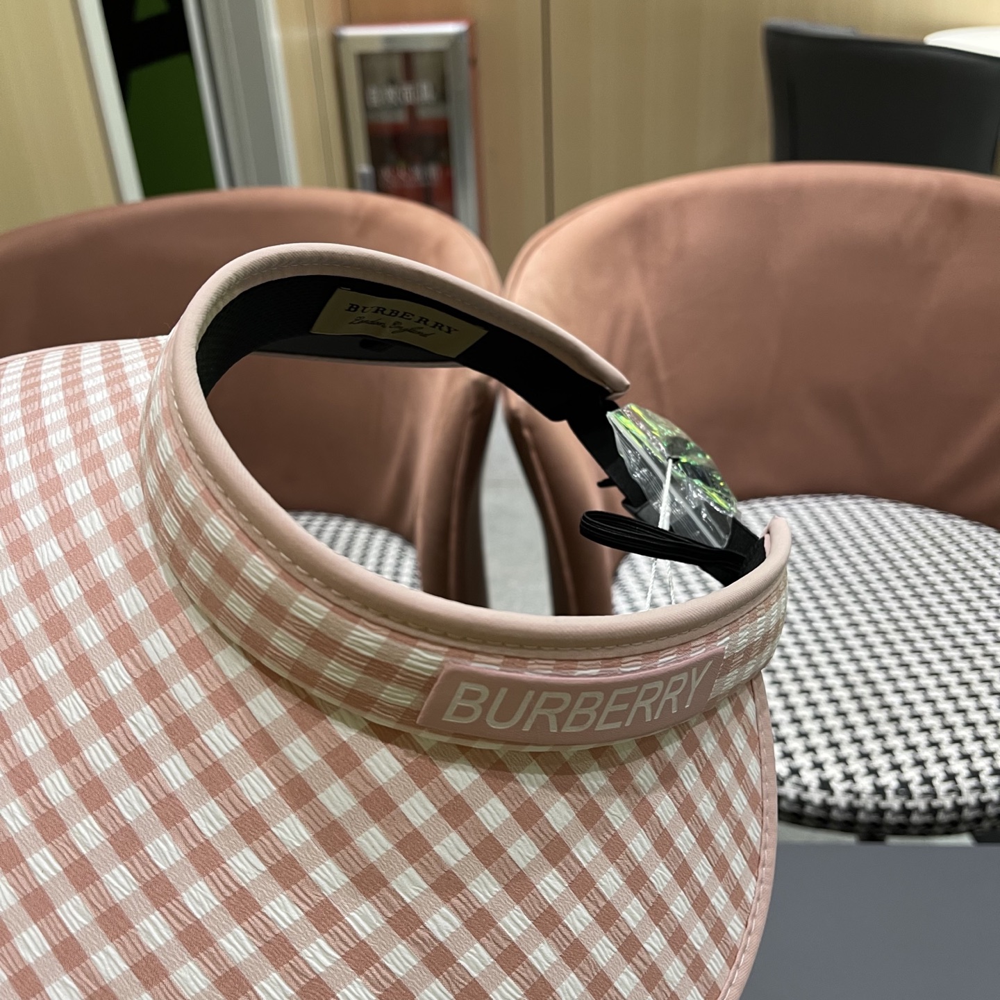  巴宝莉Burberry 大帽檐防晒帽女2025新款千鸟格纹空顶太阳帽夏
季防紫外线遮阳帽子