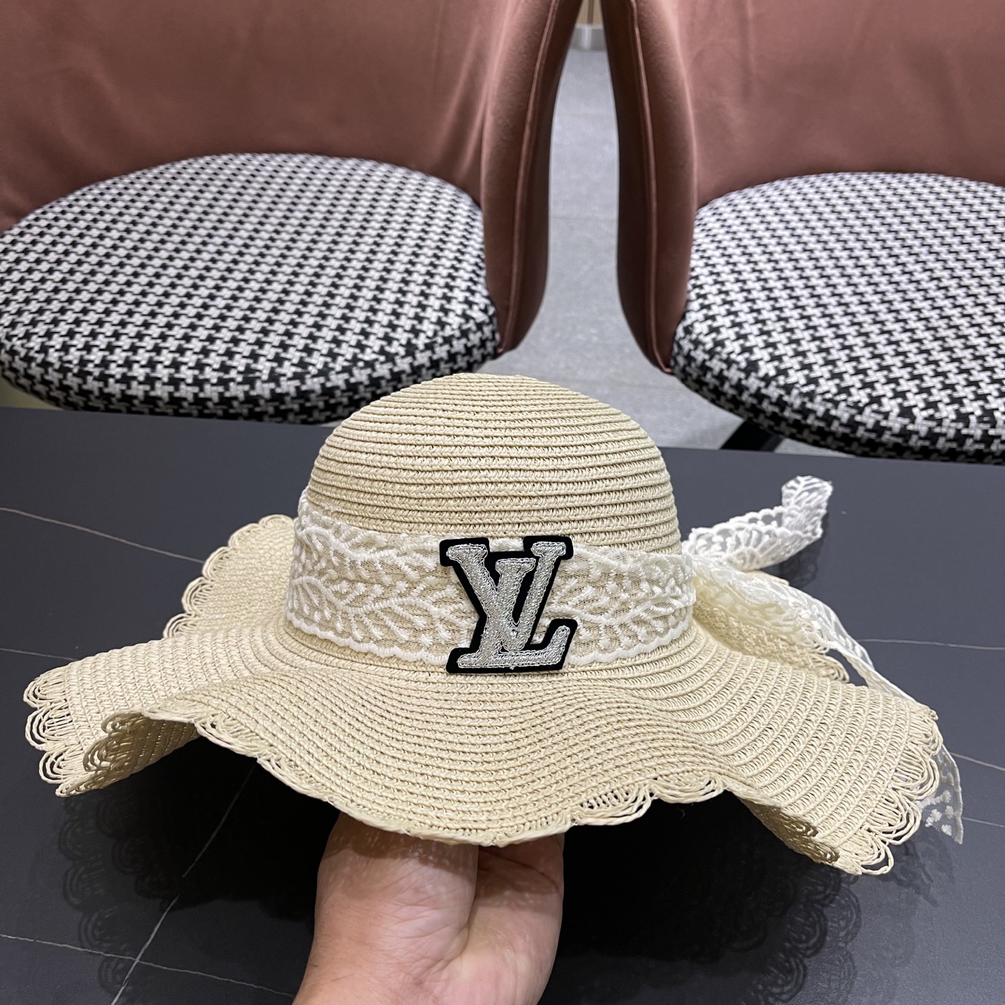  【LV路易威登】2025新款草帽，出街必备超好搭配，赶紧入手！