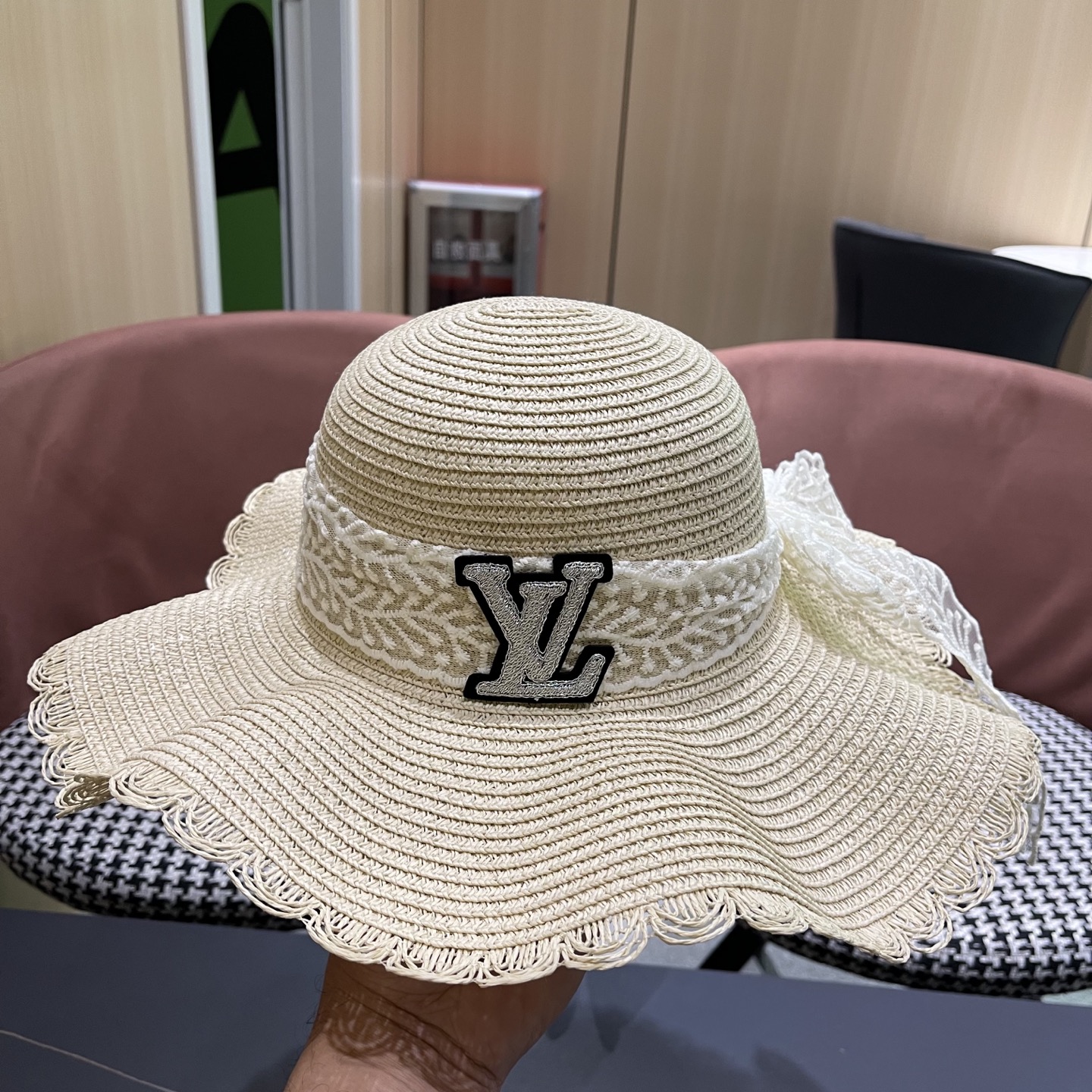  【LV路易威登】2025新款草帽，出街必备超好搭配，赶紧入手！