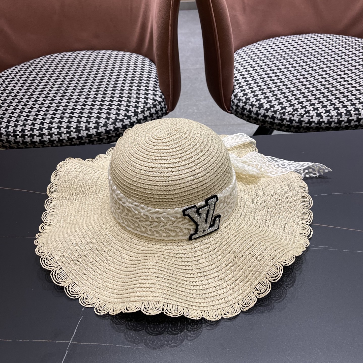  【LV路易威登】2025新款草帽，出街必备超好搭配，赶紧入手！
