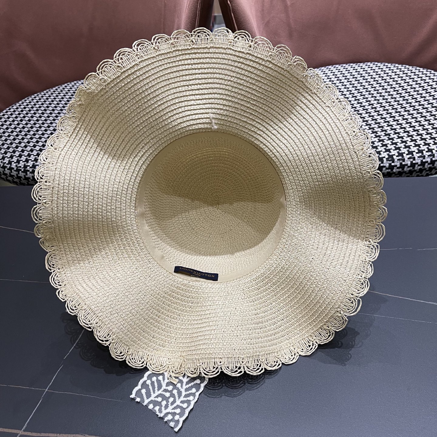  【LV路易威登】2025新款草帽，出街必备超好搭配，赶紧入手！