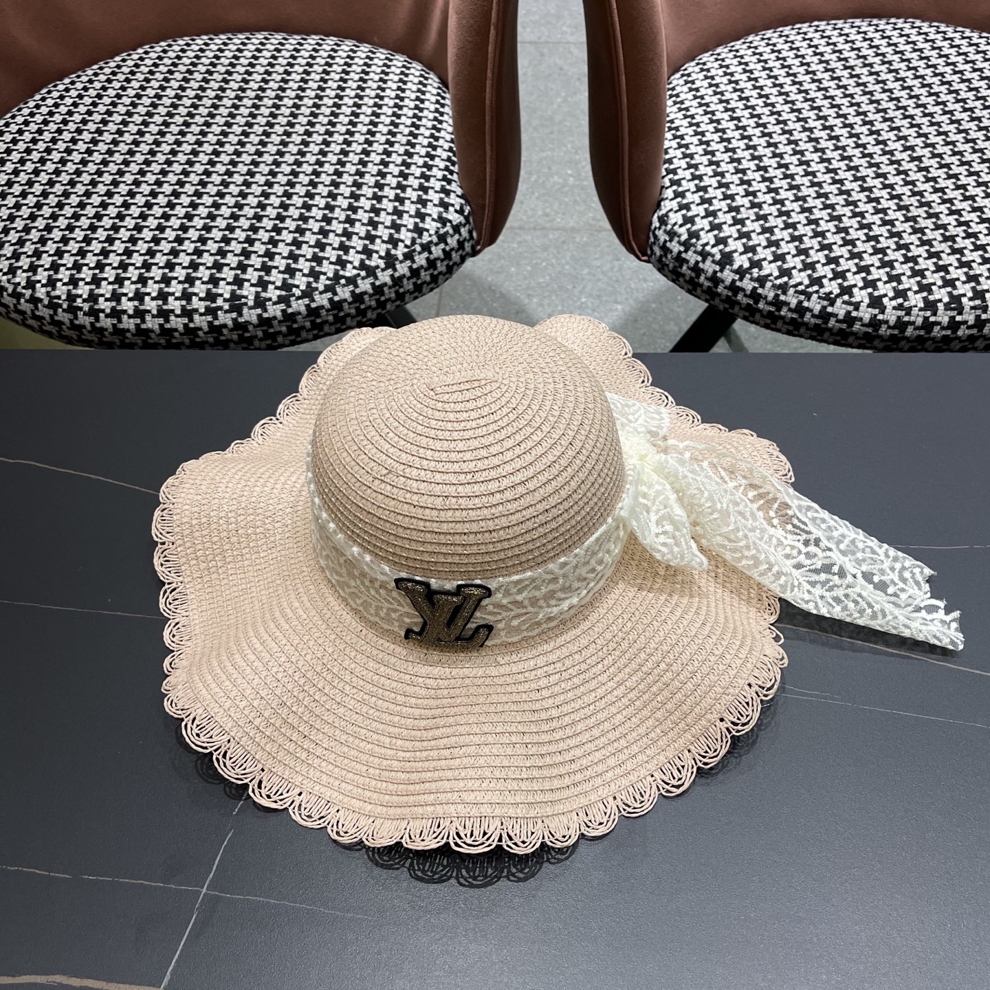  【LV路易威登】2025新款草帽，出街必备超好搭配，赶紧入手！