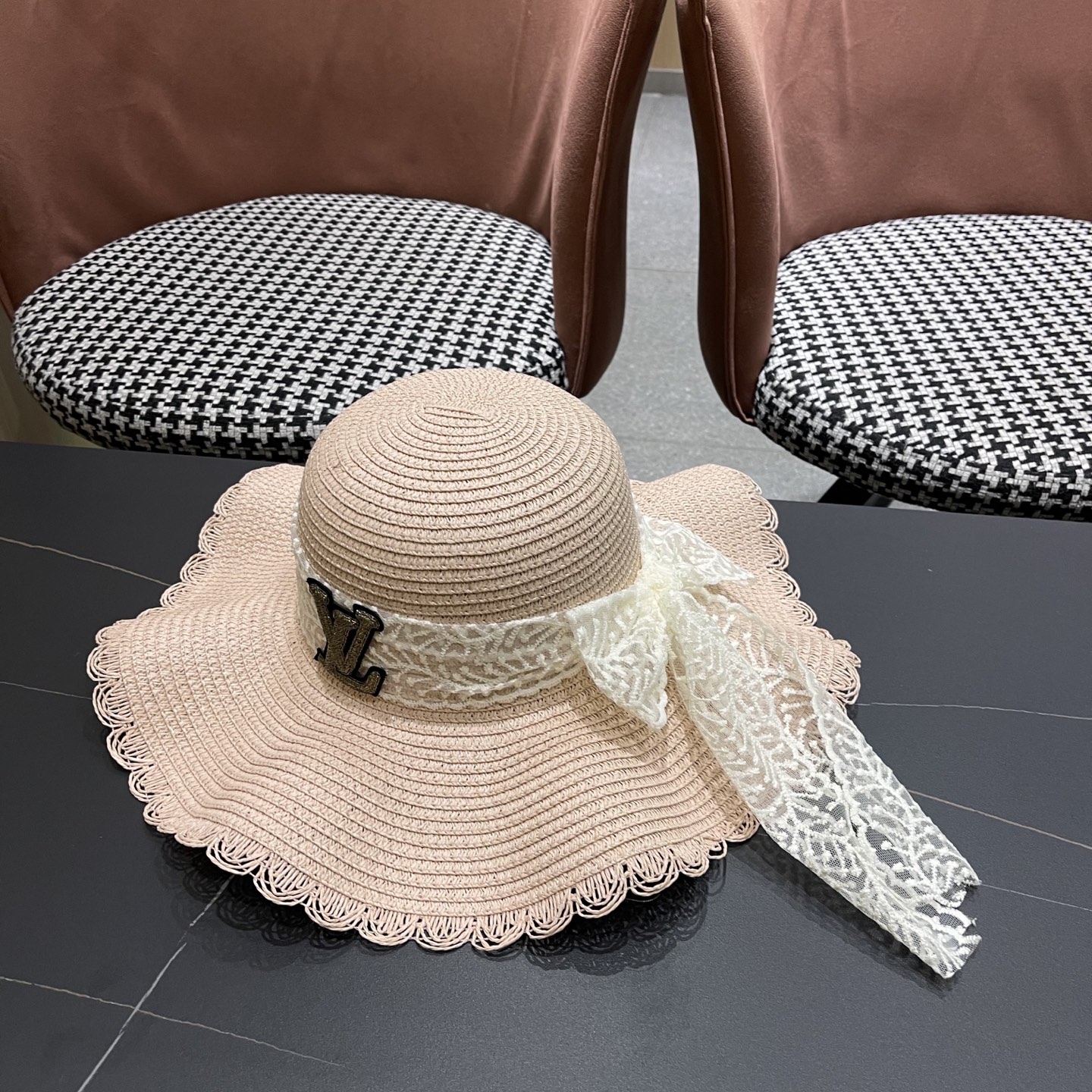  【LV路易威登】2025新款草帽，出街必备超好搭配，赶紧入手！