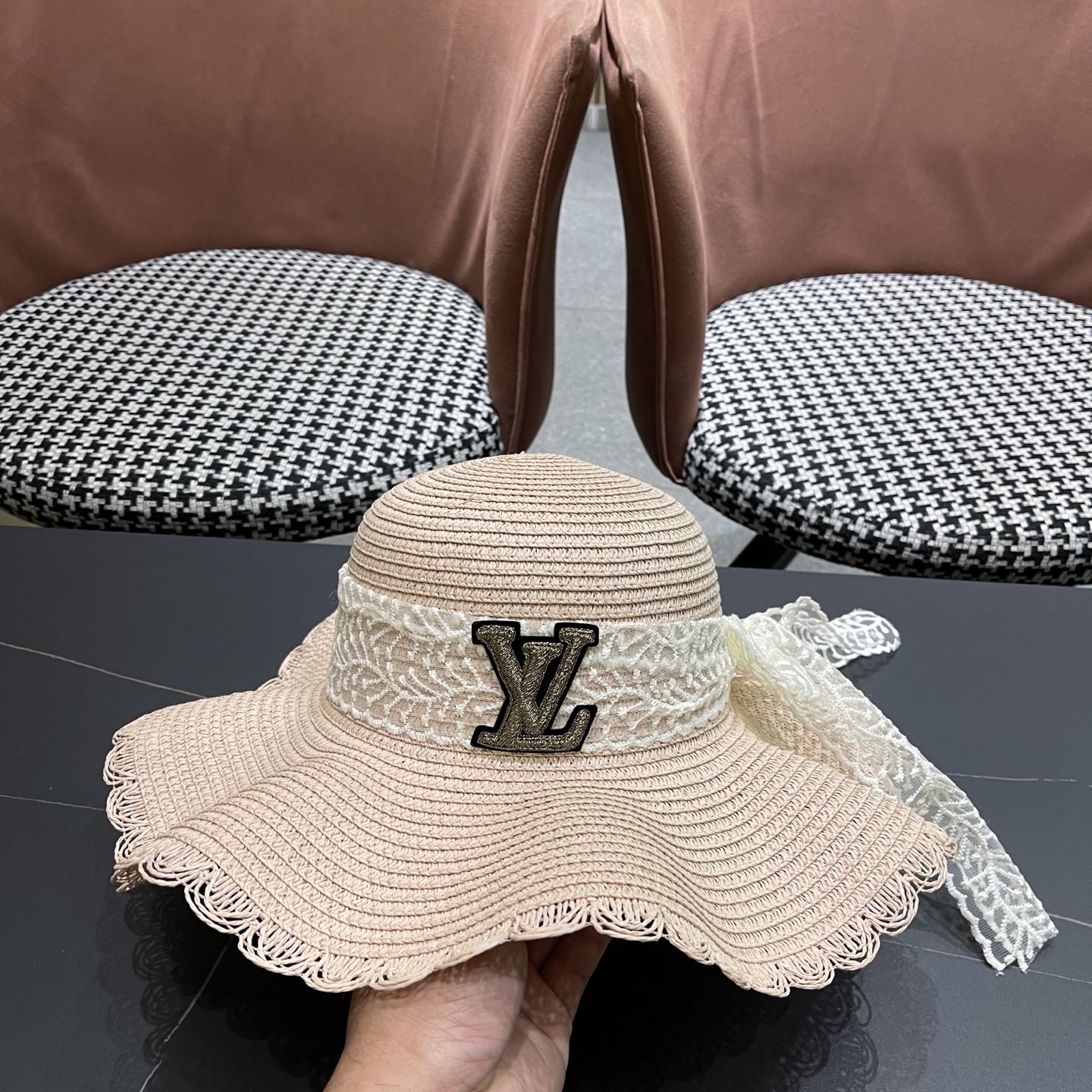  【LV路易威登】2025新款草帽，出街必备超好搭配，赶紧入手！