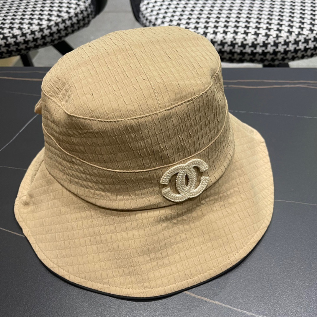  香奈儿CHANEL 早春渔夫帽，logo小香经典简约，时尚休闲设计 跑量新品 质量超赞👍 时尚百搭