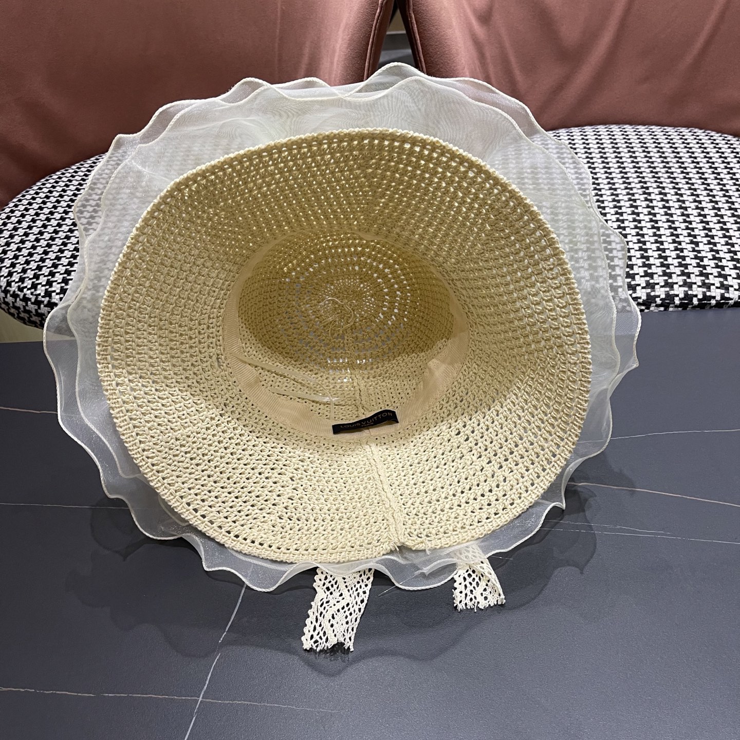  Lv路易威登 2025新款蕾丝大帽檐帽女夏季海边沙滩遮阳防晒
帽草编遮全脸防紫外线帽子