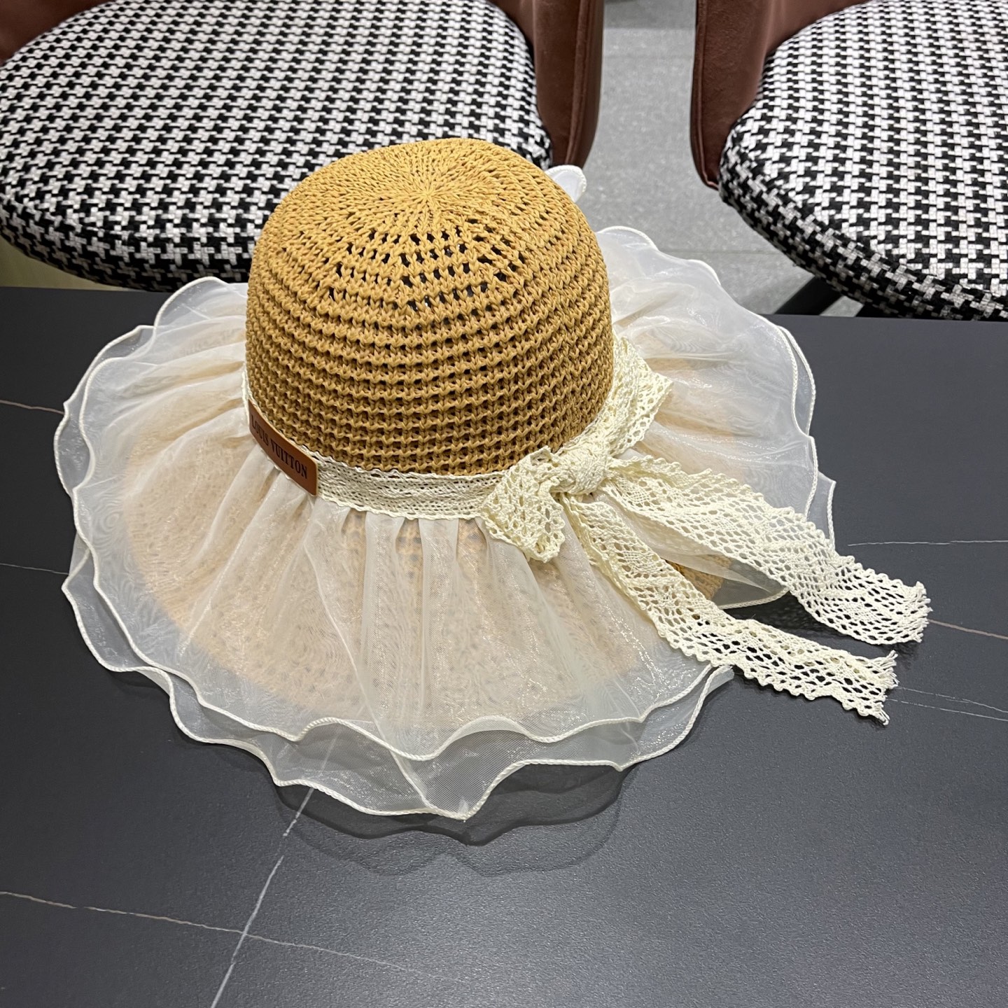  Lv路易威登 2025新款蕾丝大帽檐帽女夏季海边沙滩遮阳防晒
帽草编遮全脸防紫外线帽子