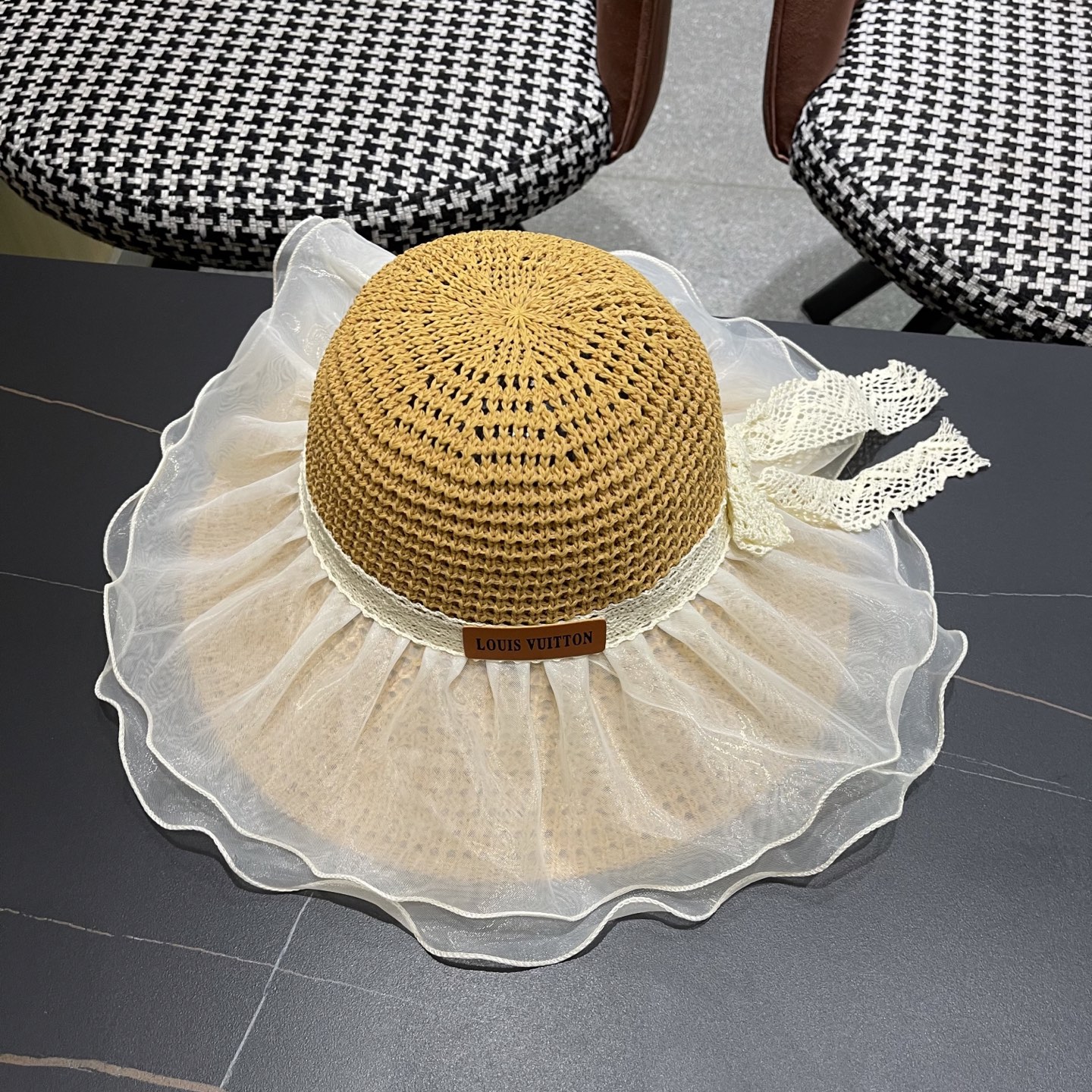  Lv路易威登 2025新款蕾丝大帽檐帽女夏季海边沙滩遮阳防晒
帽草编遮全脸防紫外线帽子